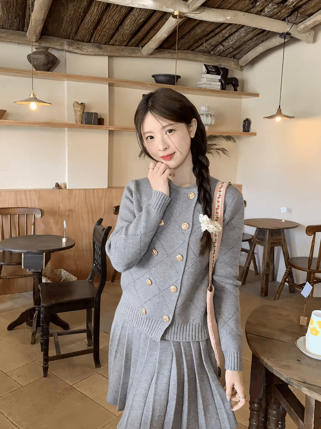 스웨터 오픈 가디건 플리츠 미니 스커트 세트 2026 가을 miu 부서 샤오시엔 품격 슬림해 보이는 투피스 세트 상세 이미지 2