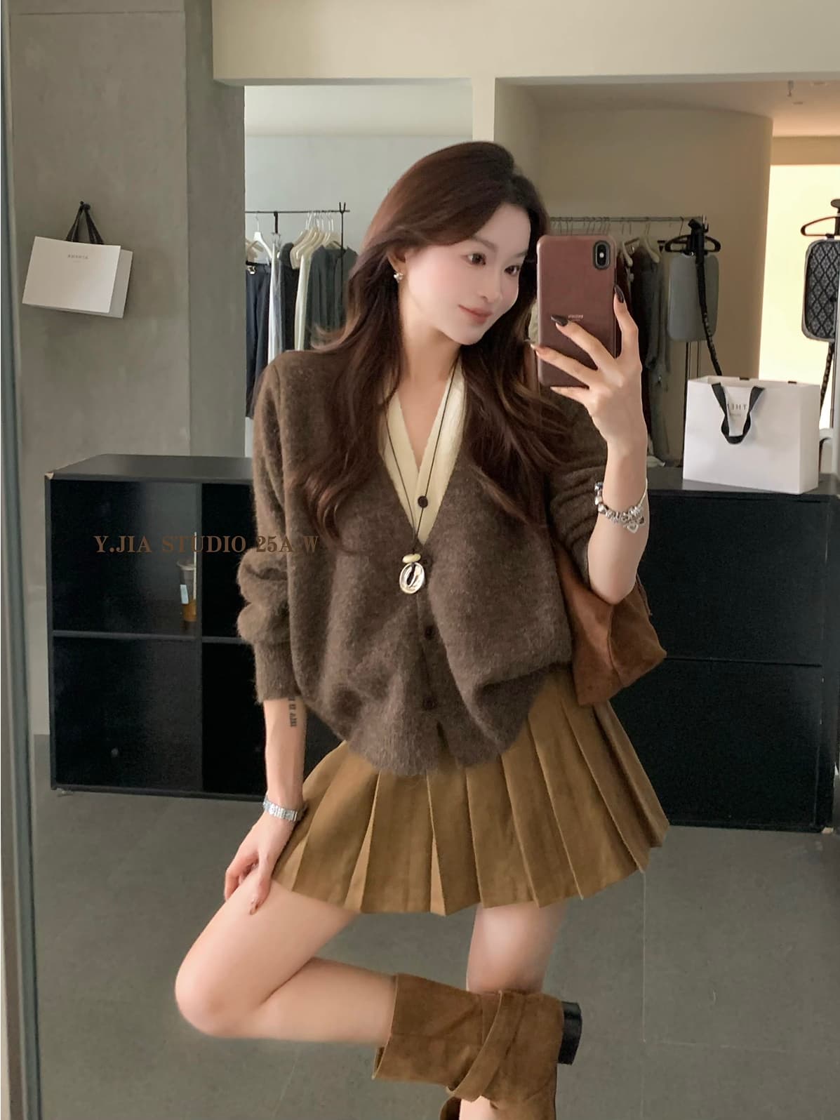 레트로 커피 색상 페이크 레이어드 V넥 니트 오픈 가디건 여성 가을 겨울철 프랑스식 느슨함 센스 루즈핏 스웨터 코트 맨위 이미지 2