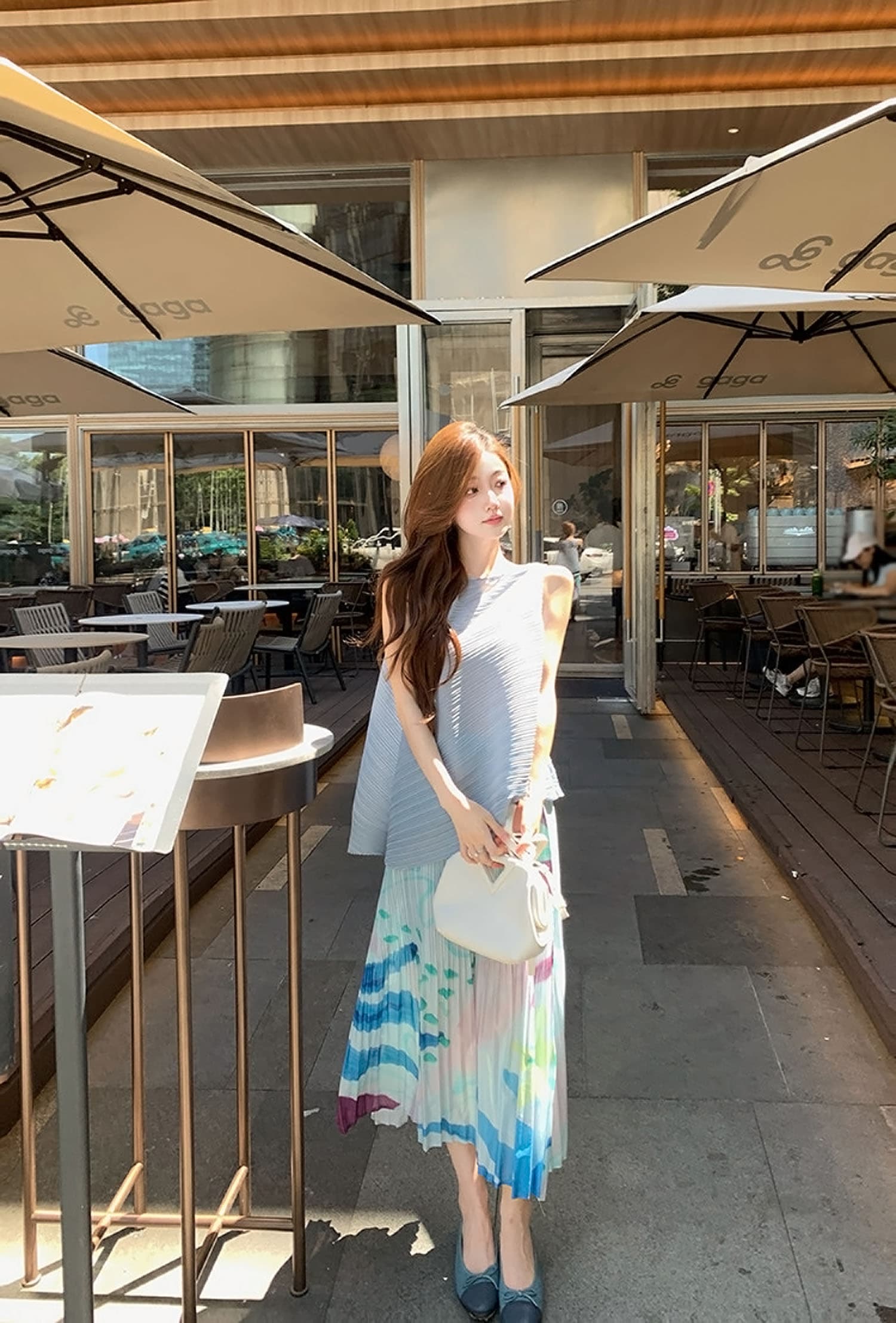 작은 키 품격 비스듬한 자르다 플리츠 민소매 조끼 여성 여름 유화 센스 반신 스커트 투피스 세트 이미지 2