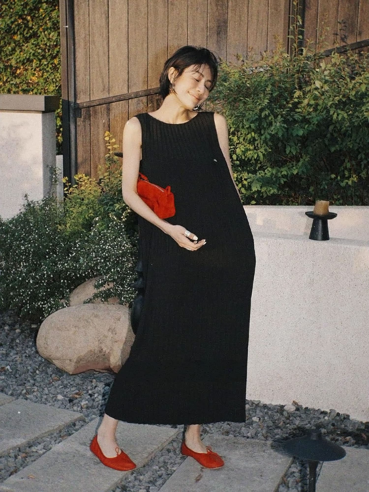 빛 럭셔리 무거운 작업 수공 핀치 Pleat 3 차원 주름 디자인 센스 슬림해 보이는 민소매 품격 드레스 상세 이미지 7