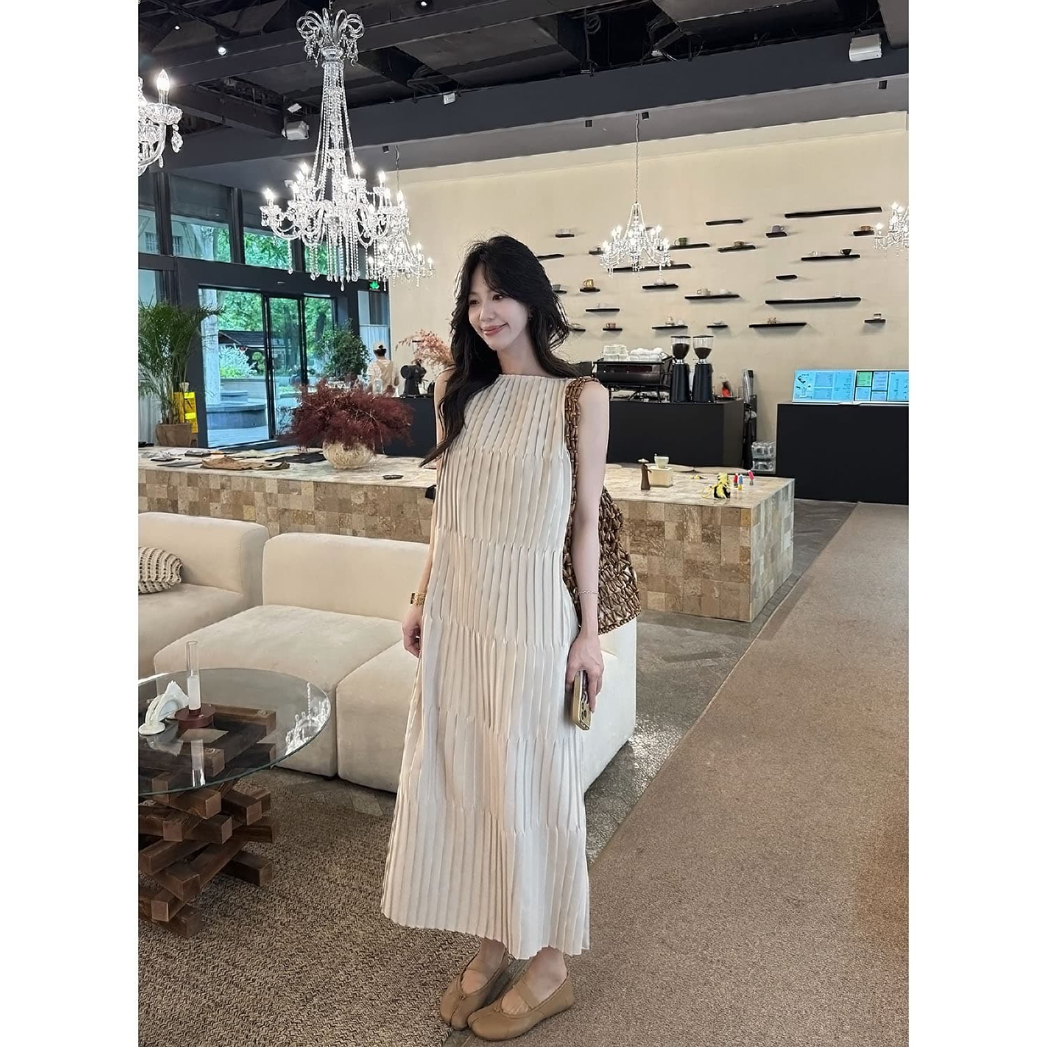 빛 럭셔리 무거운 작업 수공 핀치 Pleat 3 차원 주름 디자인 센스 슬림해 보이는 민소매 품격 드레스 상세 이미지 18