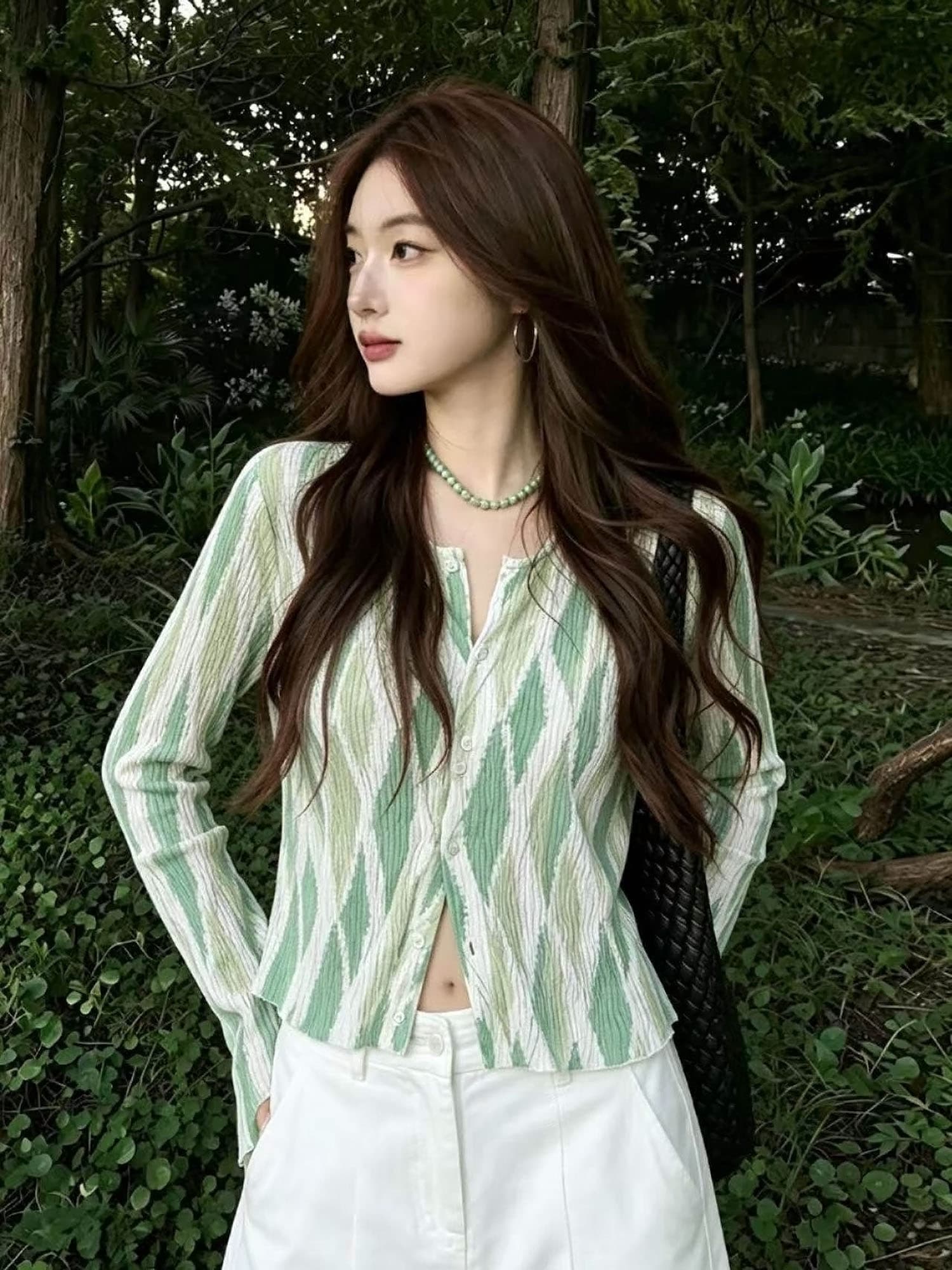 한 부서 작은 청신 질감 센스 나팔 소매 오픈 가디건 여성 셔츠 여름 새로운 휴가 바람 착용 가져 가라. 쇼트 스타일 맨위 트렌디 이미지 2