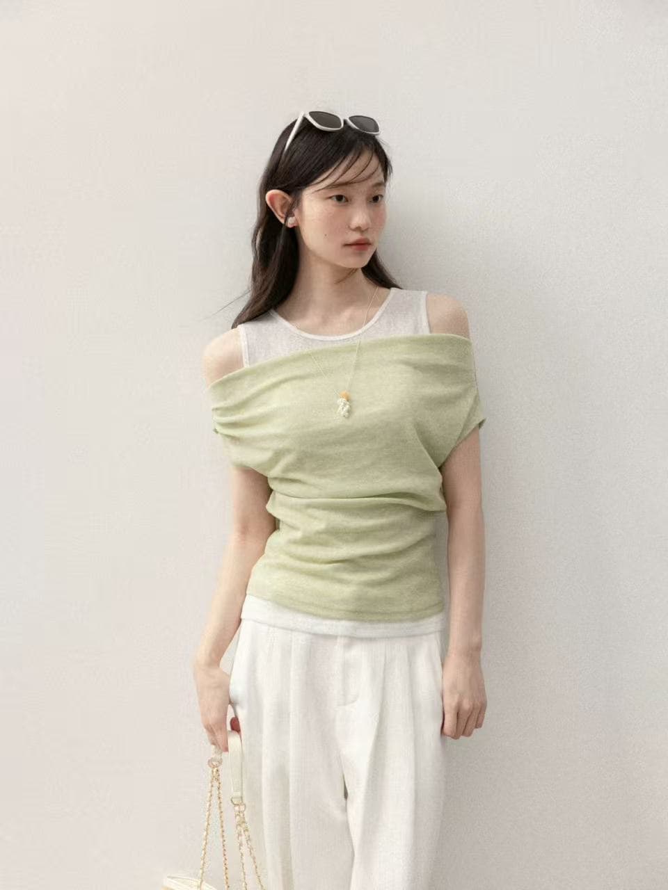 m-4xl 프랑스식 밝은 녹색 오프숄더 반팔 티셔츠 여성 2026 여름 인사이드 가져 가라. 캐미솔 투피스 세트 상세 이미지 3