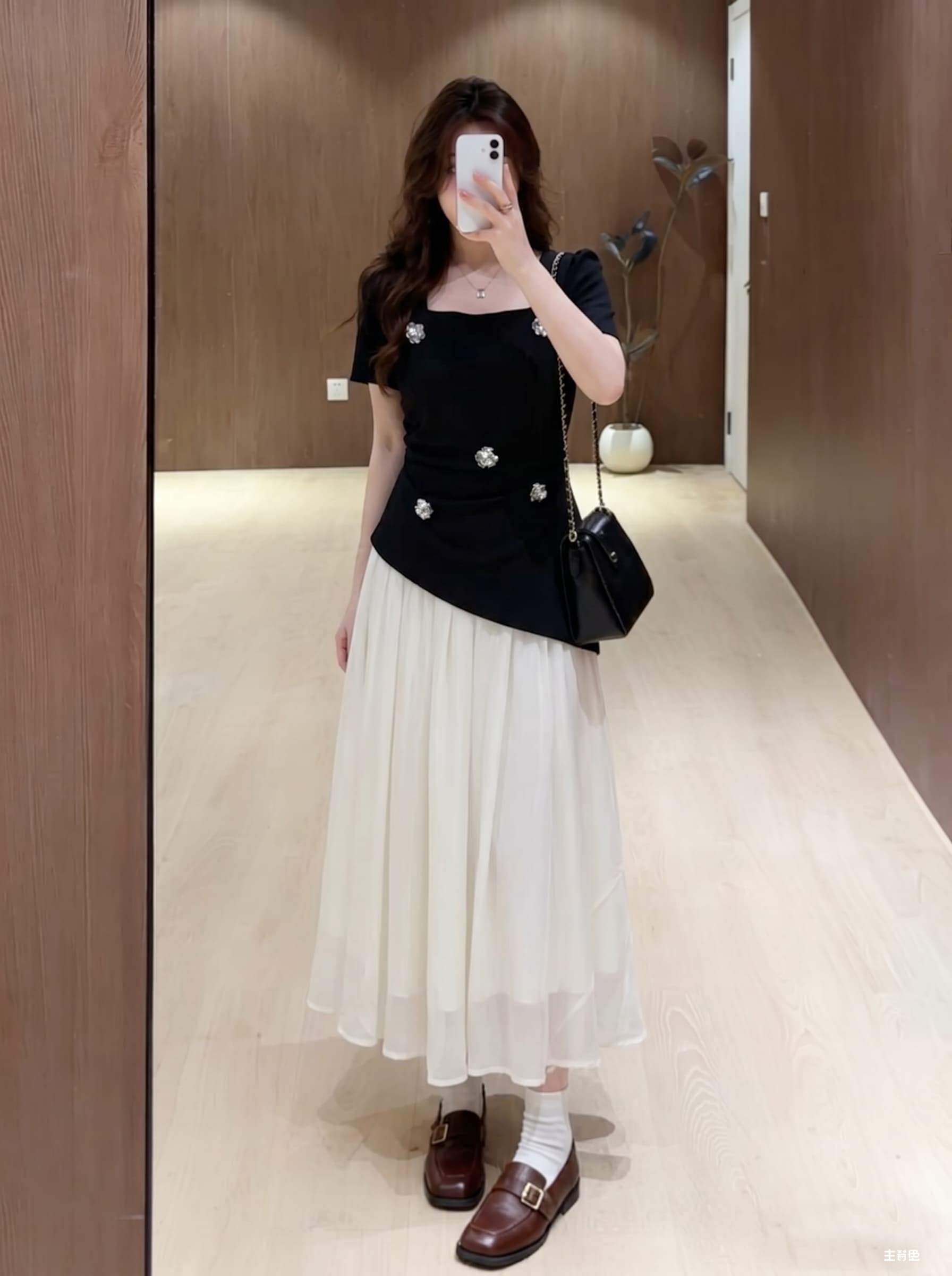 실사 빅 사이즈 여성 의류 여름 새로운 프랑스식 페이크 레이어드 배색 하이웨이스트 깃발 공단 여성 드레스 이미지 3