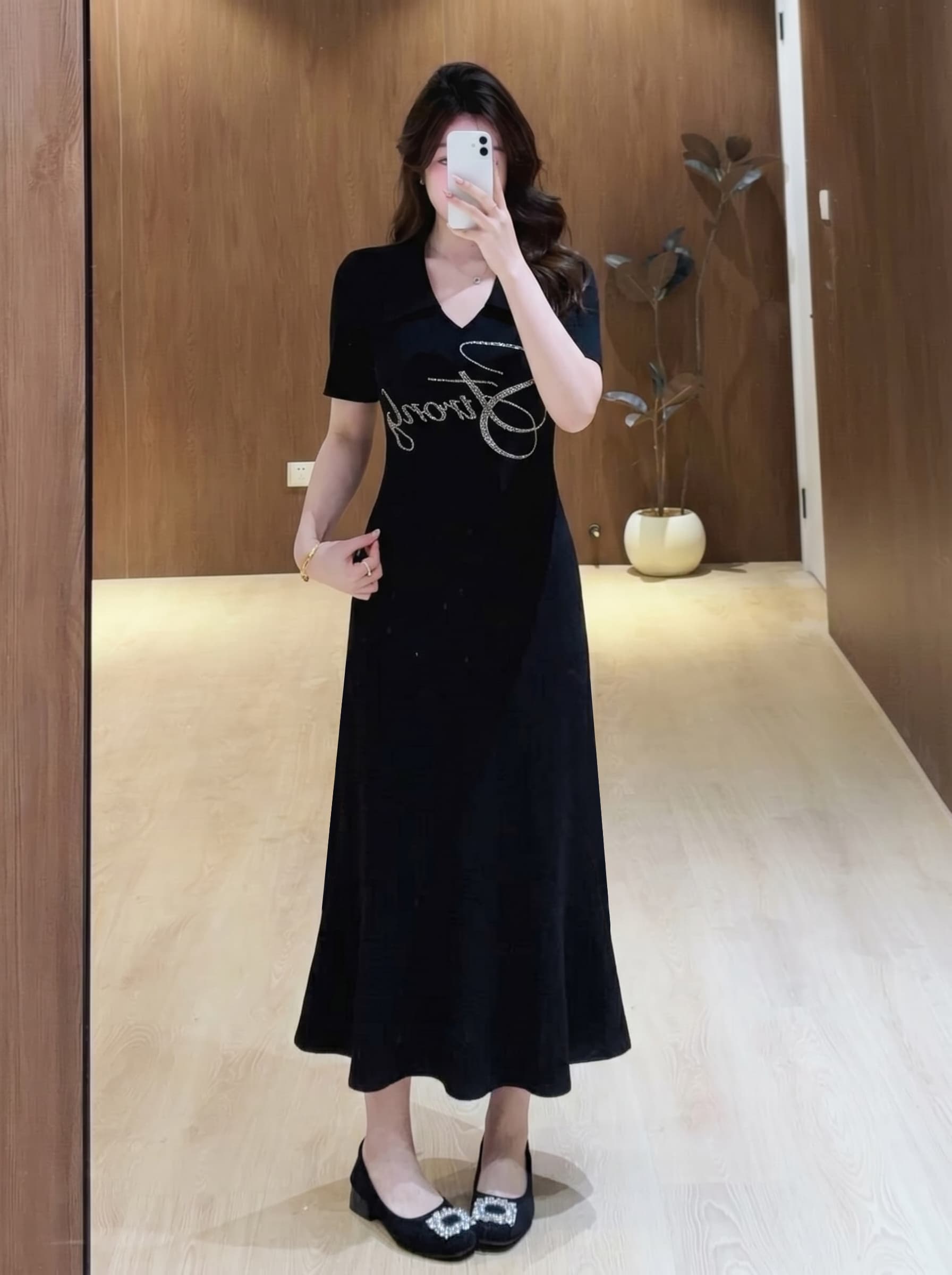 실사 빅 사이즈 지방 mm 여름 새로운 V넥 핫픽스 프랑스식 슬림해 보이는 허리 수축 낭만주의 인어 꼬리 작은 검은 드레스 여성 이미지 3