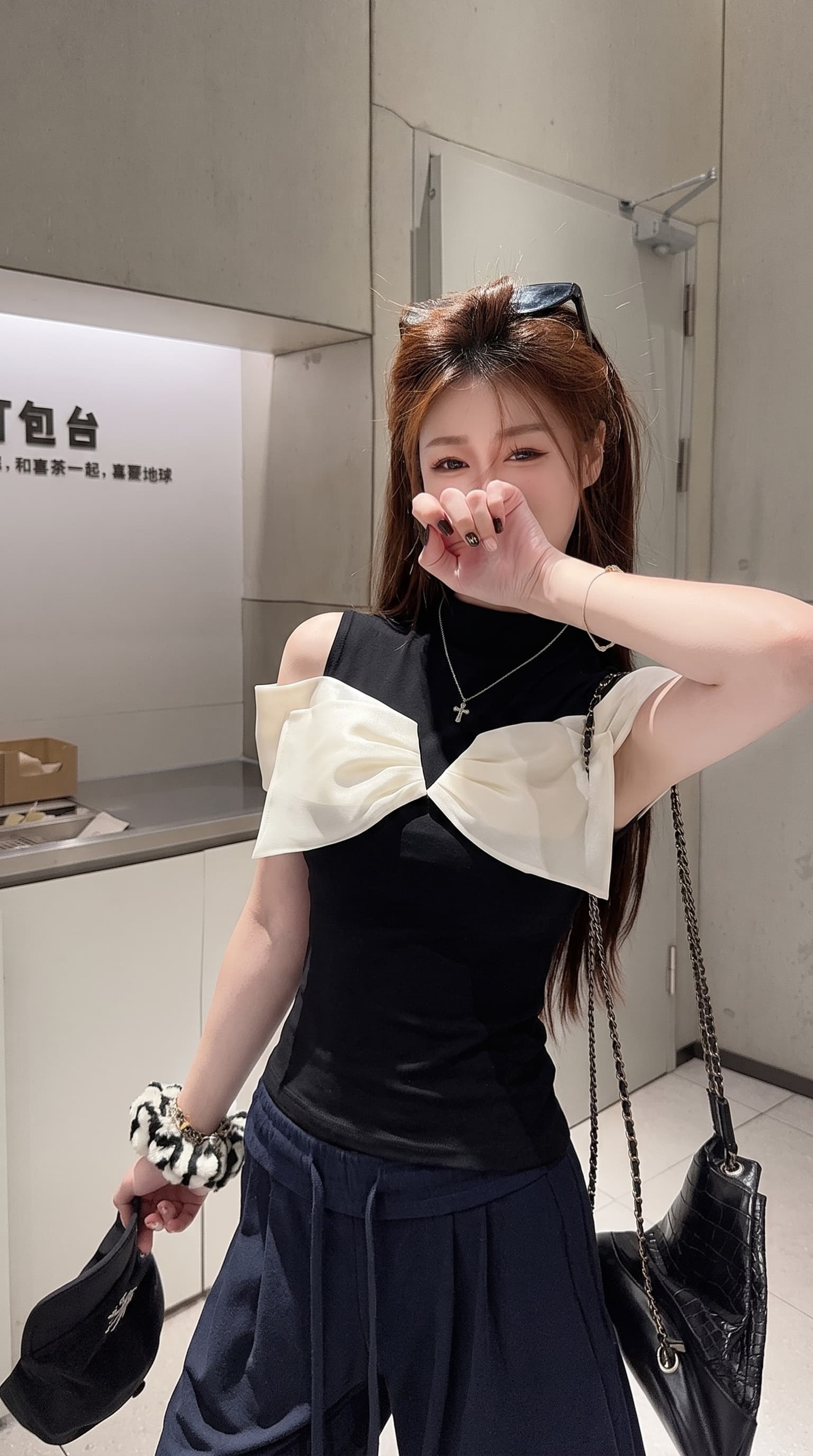 실사 빅 사이즈 프랑스식 레트로 나비 매듭 망사 패치워크 오프숄더 티셔츠 여성 여름 새로운 배색 반팔 맨위 상세 이미지 1