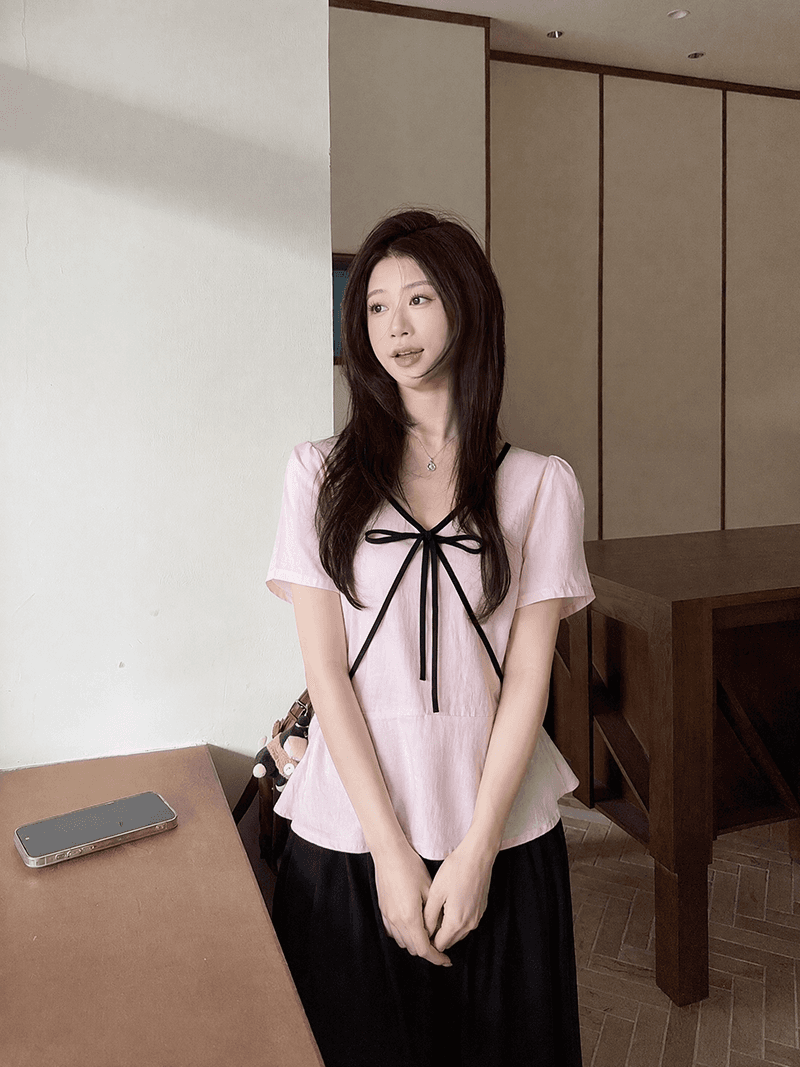 실사 빅 사이즈 지방 mm 한 셔츠 여성 여름 새로운 연령 감소 V넥 달콤함 배색 스트랩 맨위 이미지 4