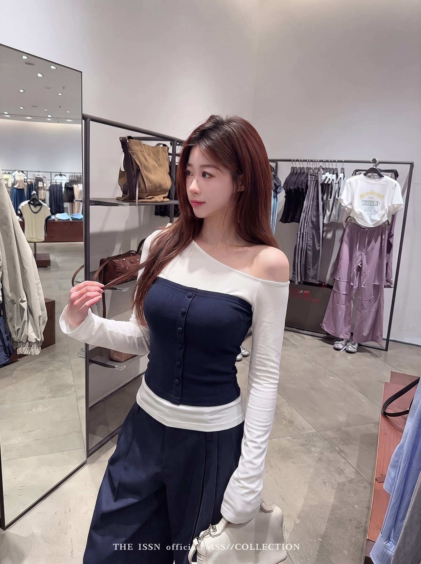 실사 빅 사이즈 배색 패치워크 비스듬한 어깨 긴팔 티셔츠 가을 한 부서 오프숄더 몸매 가꾸기 슬림해 보이는 캐주얼 다용도 맨위 상세 이미지 4