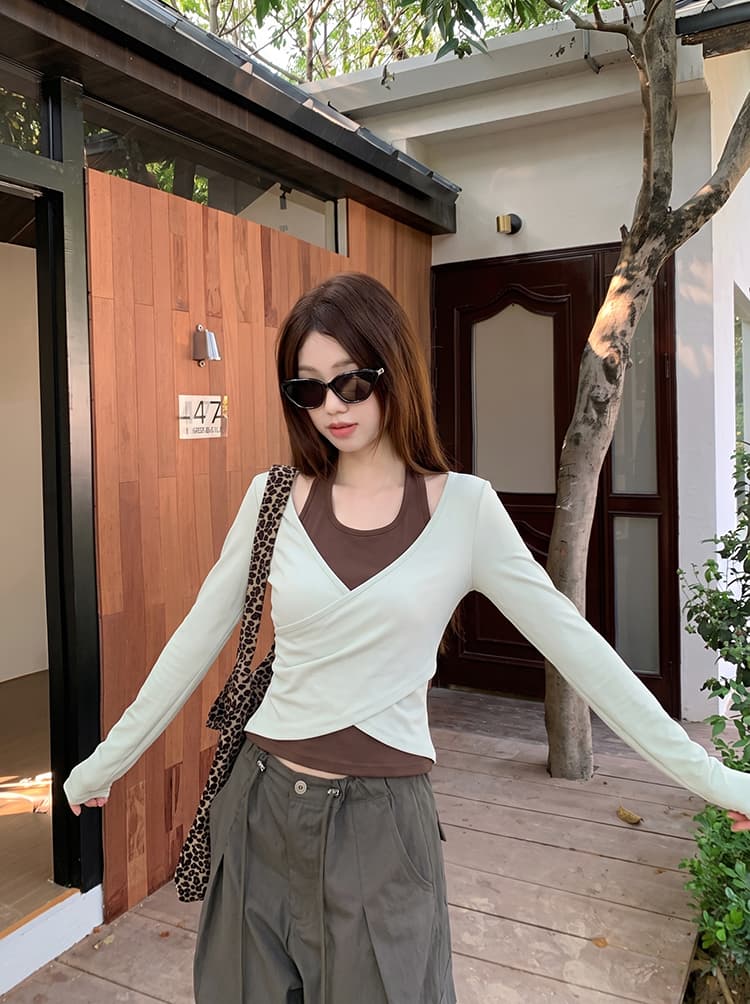 실사 빅 사이즈 여성 의류 한 부서 착용 가져 가라. 페이크 레이어드 행침 목 긴팔 티셔츠 여성 가을 디자인 센스 몸매 가꾸기 맨위 상세 이미지 4