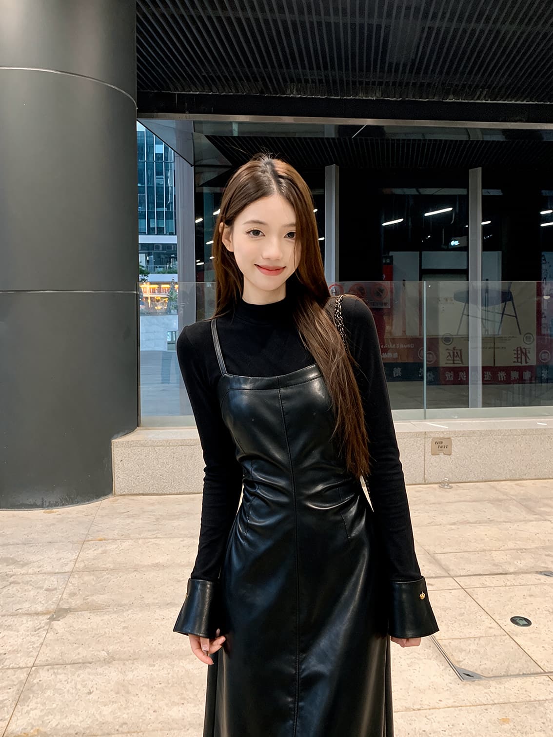 실사 빅 사이즈 여성 의류 고급 센스 로얄 자매 품격 검정색 PU 가죽 허리 수축 나팔 소매 지방 mm 드레스 상세 이미지 7