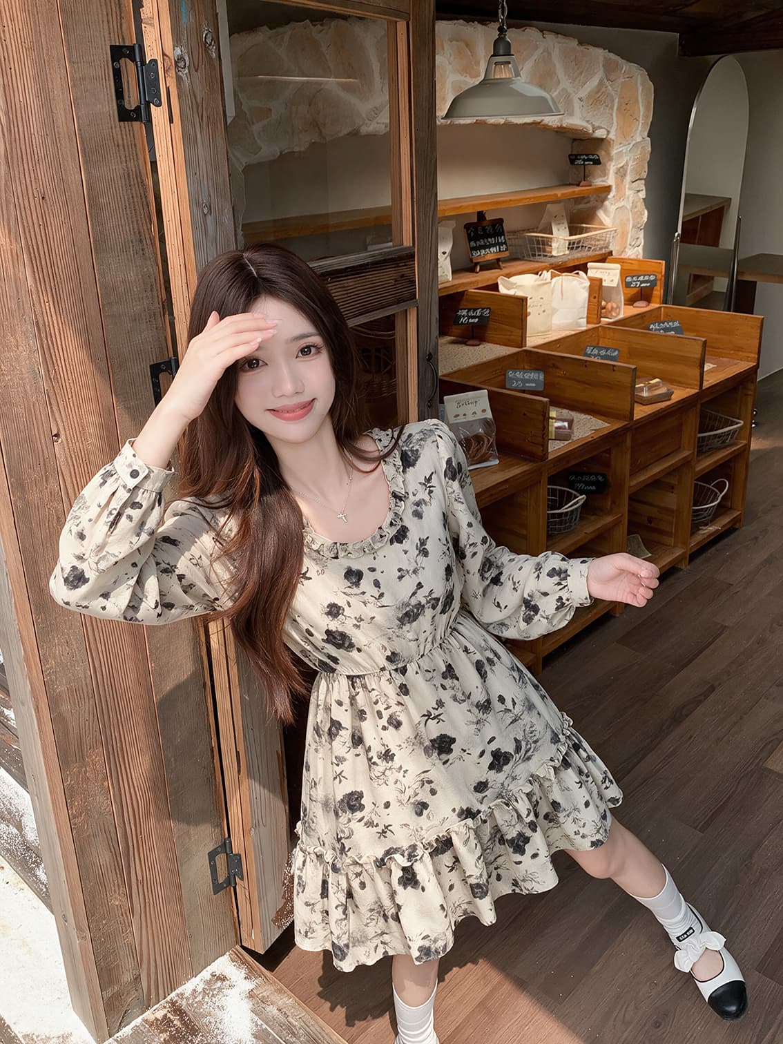 실사 빅 사이즈 여성 의류 패션 슬림해 보이는 품격 pu 베스트 프랑스식 꽃무늬 드레스 지방 mm 숨기기 고기 슬림해 보이는 이미지 4