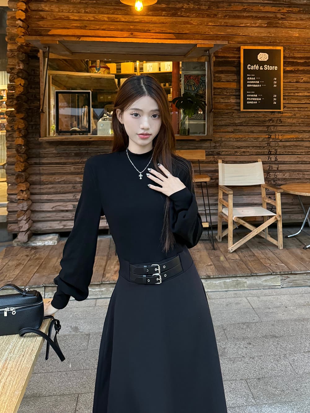 실사 빅 사이즈 여성 의류 페이크 레이어드 여성 가을 겨울 새로운 긴팔 터틀넥 패치워크 슬림해 보이는 허리 수축 만나는 작은 검은 드레스 상세 이미지 5
