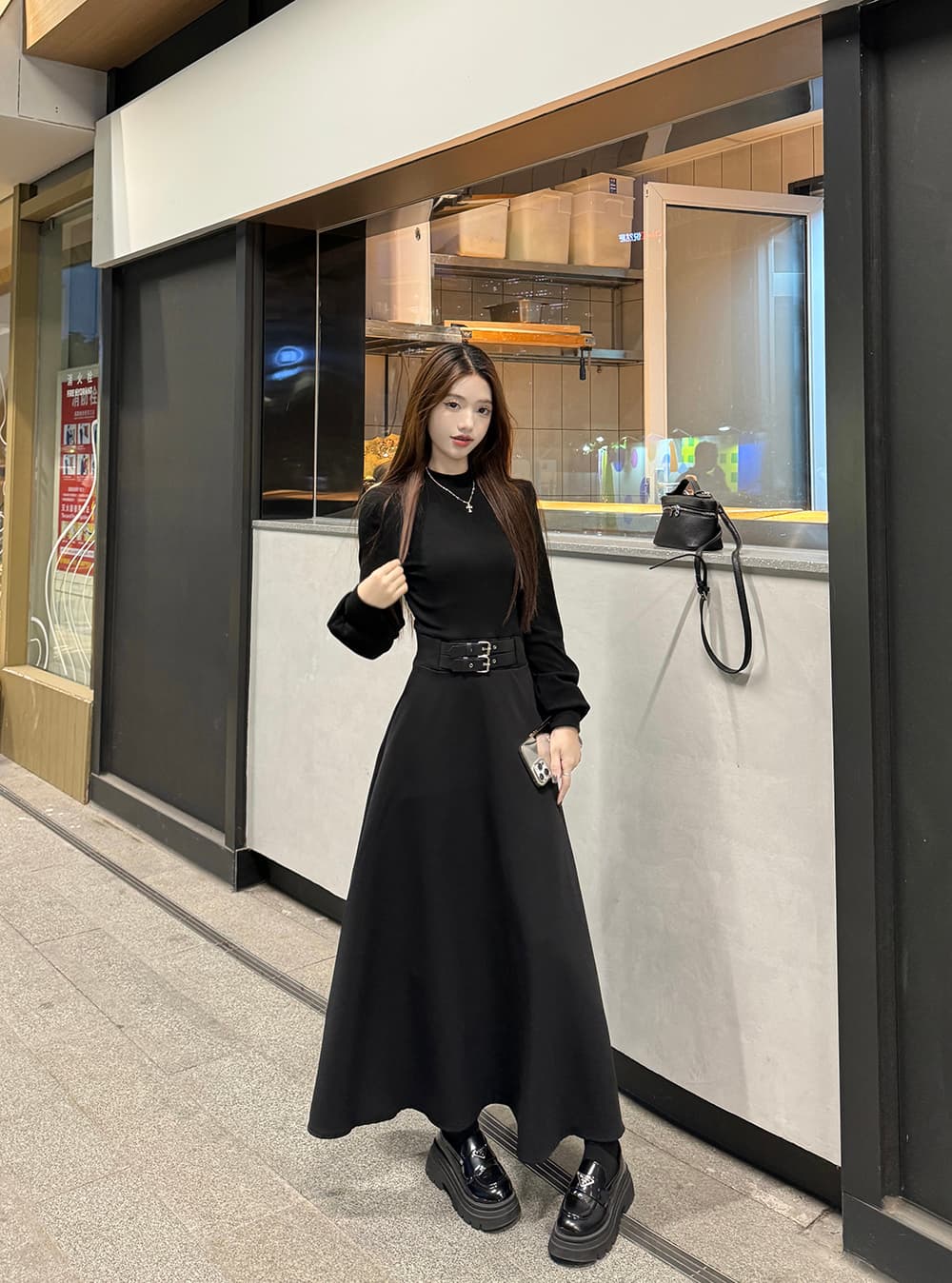 실사 빅 사이즈 여성 의류 페이크 레이어드 여성 가을 겨울 새로운 긴팔 터틀넥 패치워크 슬림해 보이는 허리 수축 만나는 작은 검은 드레스 상세 이미지 14
