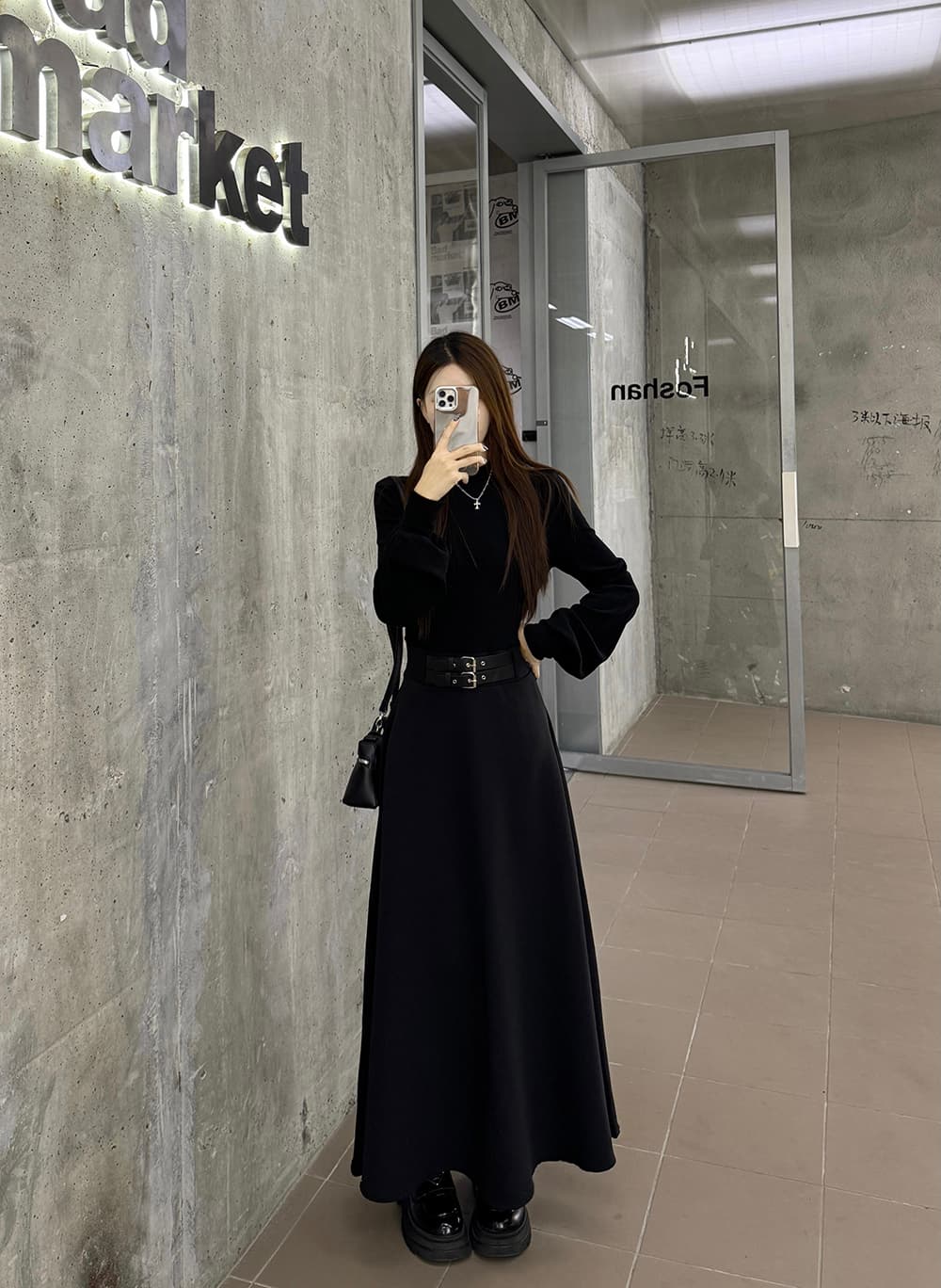 실사 빅 사이즈 여성 의류 페이크 레이어드 여성 가을 겨울 새로운 긴팔 터틀넥 패치워크 슬림해 보이는 허리 수축 만나는 작은 검은 드레스 상세 이미지 15