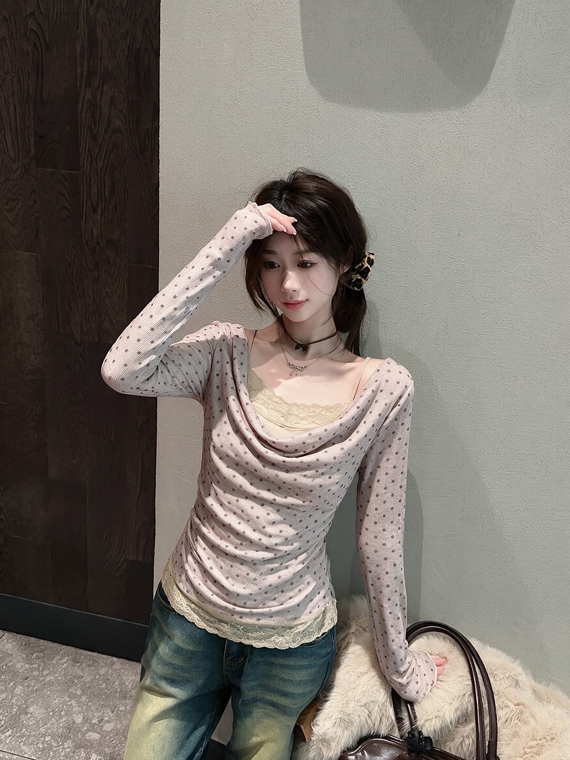 실사 한 부서 핫걸 레이스 조각 도트 무늬 흔들다 칼라 맨위 여성 가을 새로운 긴팔 티셔츠 디자인 센스 작은 대중 이미지 3