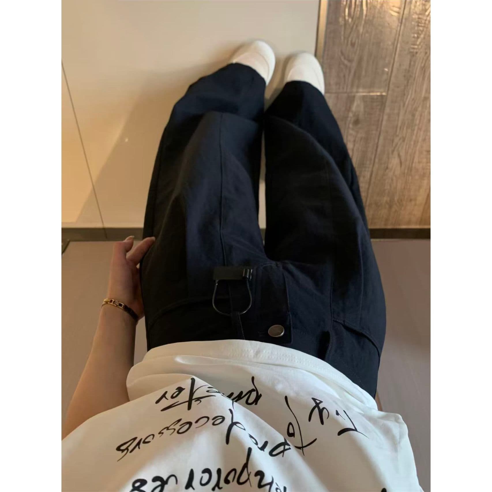 높음 지혜 센스 디자인 주름 품격 도루 센스 정장 와이드 레깅스 바지 슬림해 보이는 출퇴근 다용도 스트레이트 바닥 청소 롱 바지 이미지 4