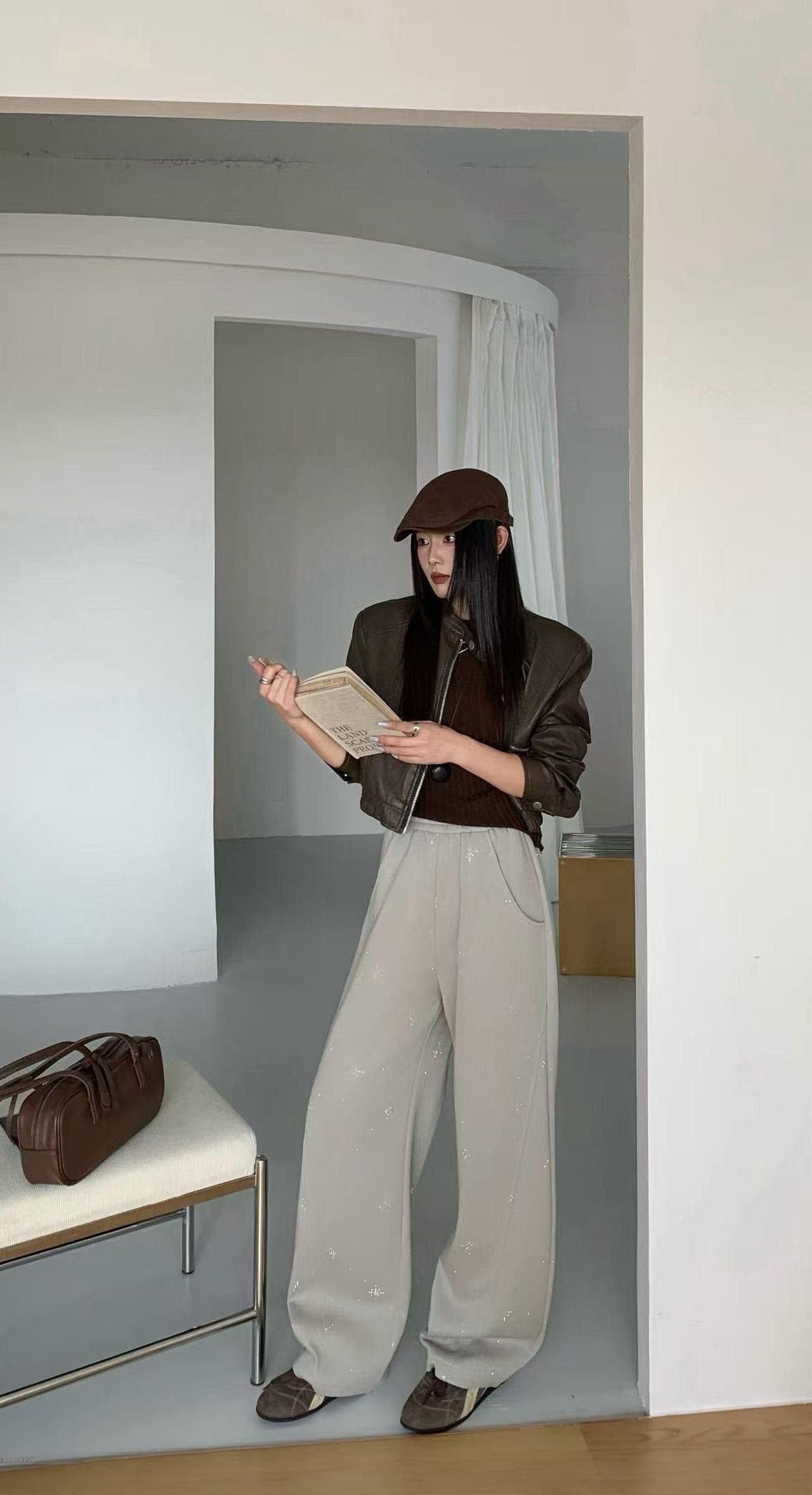 2026 가을 겨울 새로운 트렌드 차가운 바람의 소리 센스 핫픽스 넓은 다리 루즈핏 슬림해 보이는 다용도 캐주얼 긴 바지 상세 이미지 7