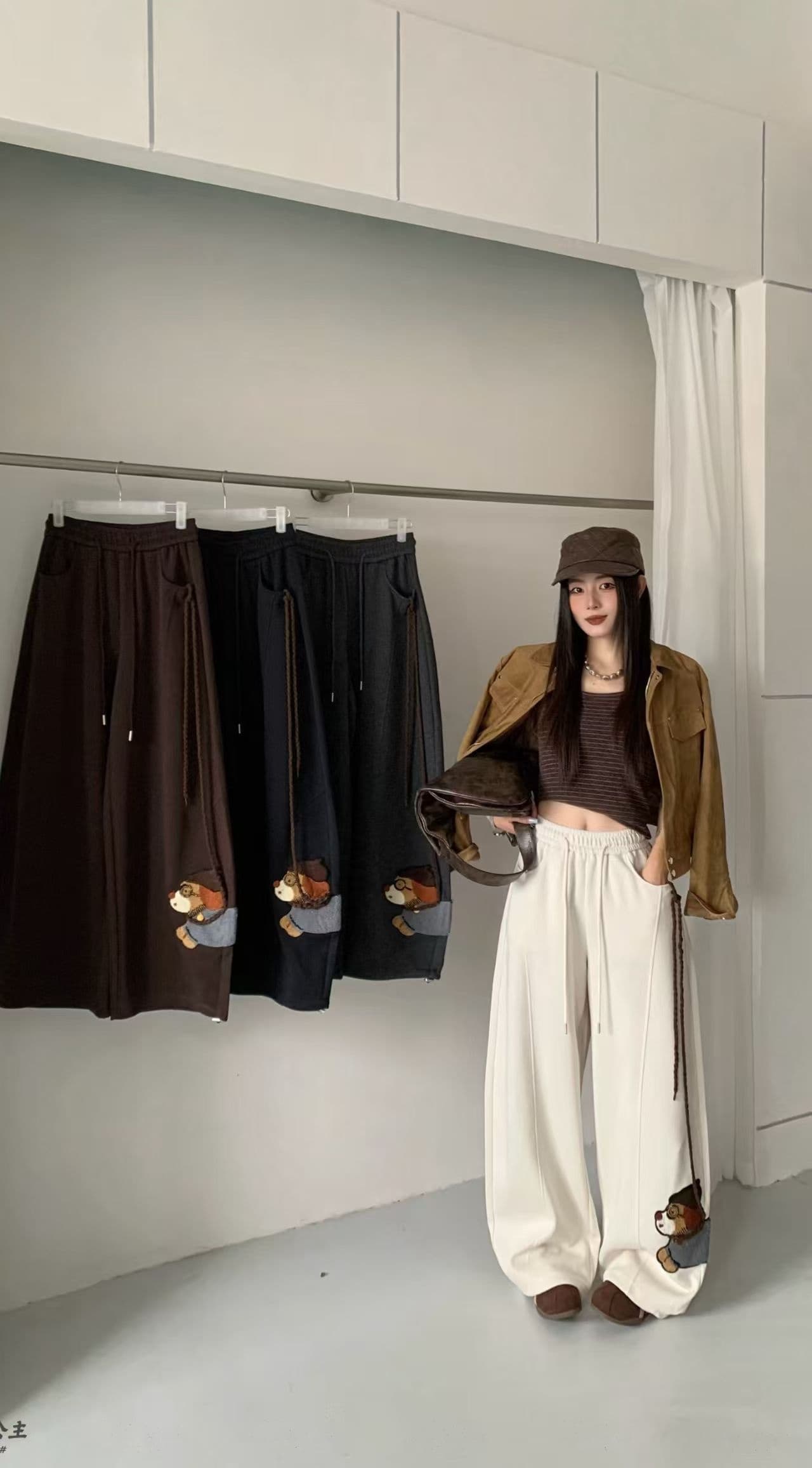 2026 년 가을 겨울 새로운 무거운 작업 자수 강아지 패션 루즈핏 슬림해 보이는 다용도 캐주얼 바지 운동 웨이 바지 여성 상세 이미지 9