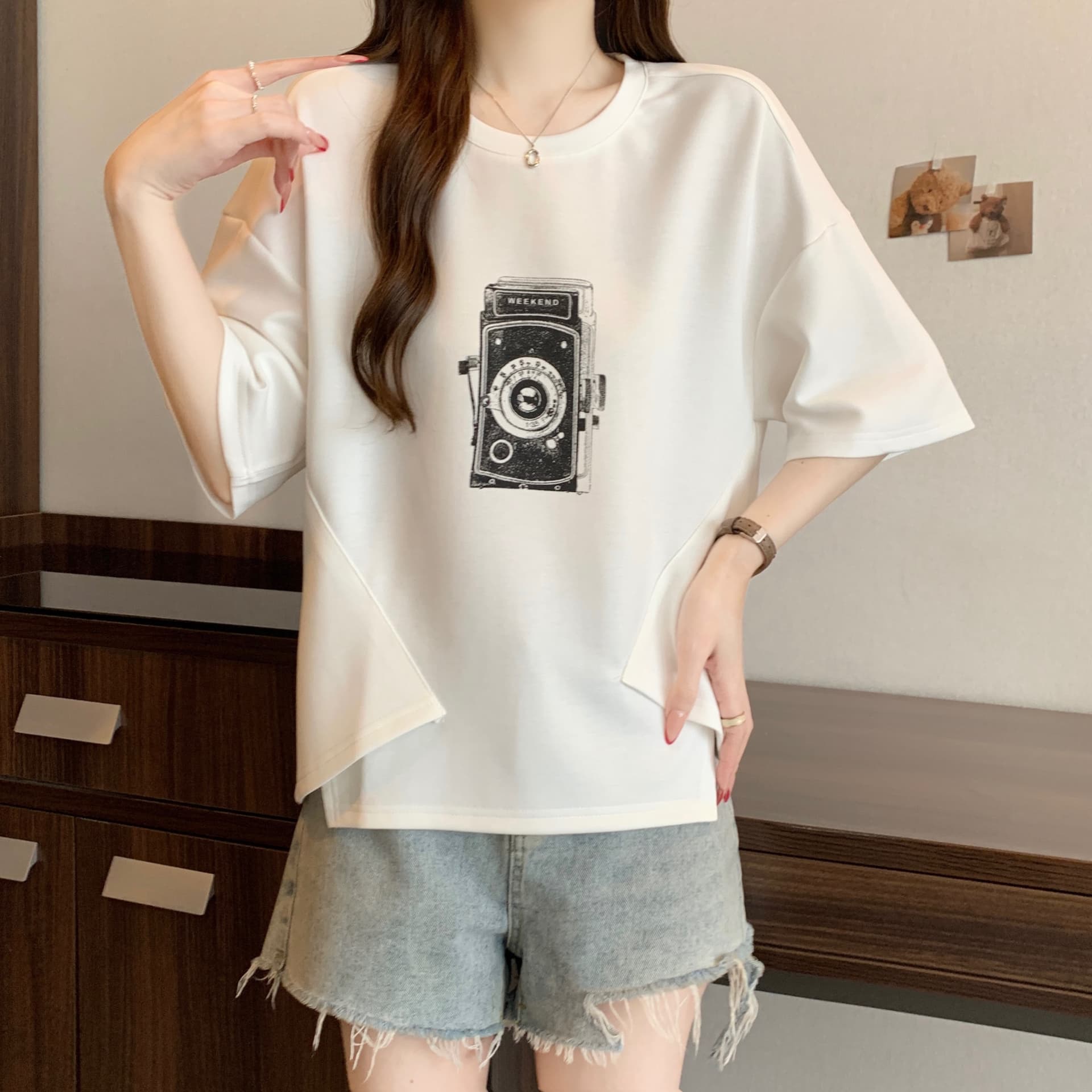 지방 mm 새로운 패션 프린트 패치워크 색상 불규칙 티셔츠 여성 루즈핏 슬림해 보이는 캐주얼 다용도 작은 대중 맨위 상세 이미지 8