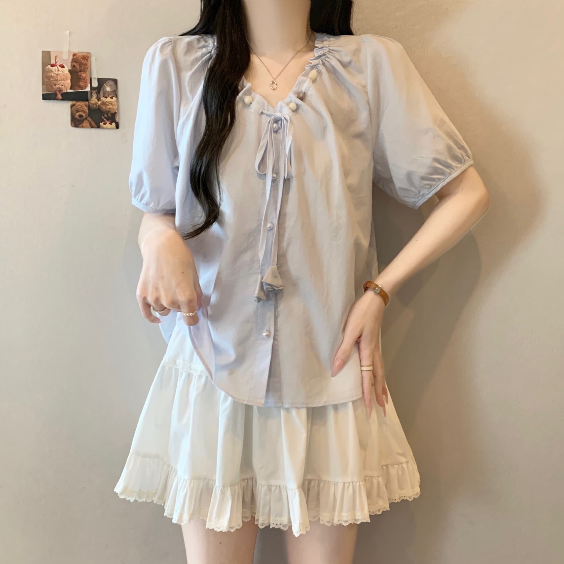 지방 mm 달콤함 귀여운 바람 프랑스식 거품 소매 여성 셔츠 여름 펌프 로프 장식 공 꽃 칼라 우아함 연령 감소 맨위 상세 이미지 4