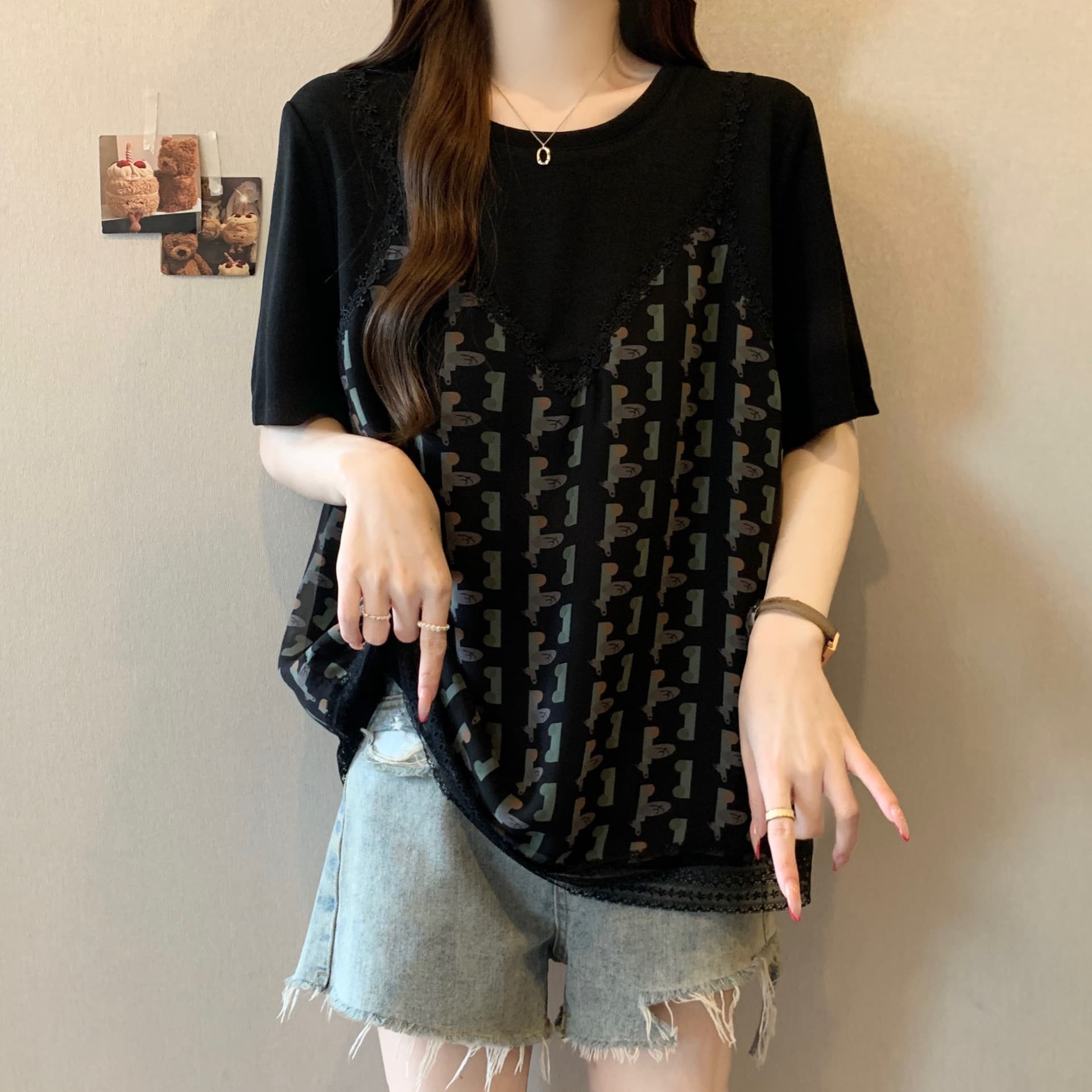 지방 mm 라운드 넥 꽃무늬 패치워크 페이크 레이어드 티셔츠 여성 2025 여름 새로운 루즈핏 캐주얼 다용도 맨위 이미지 4