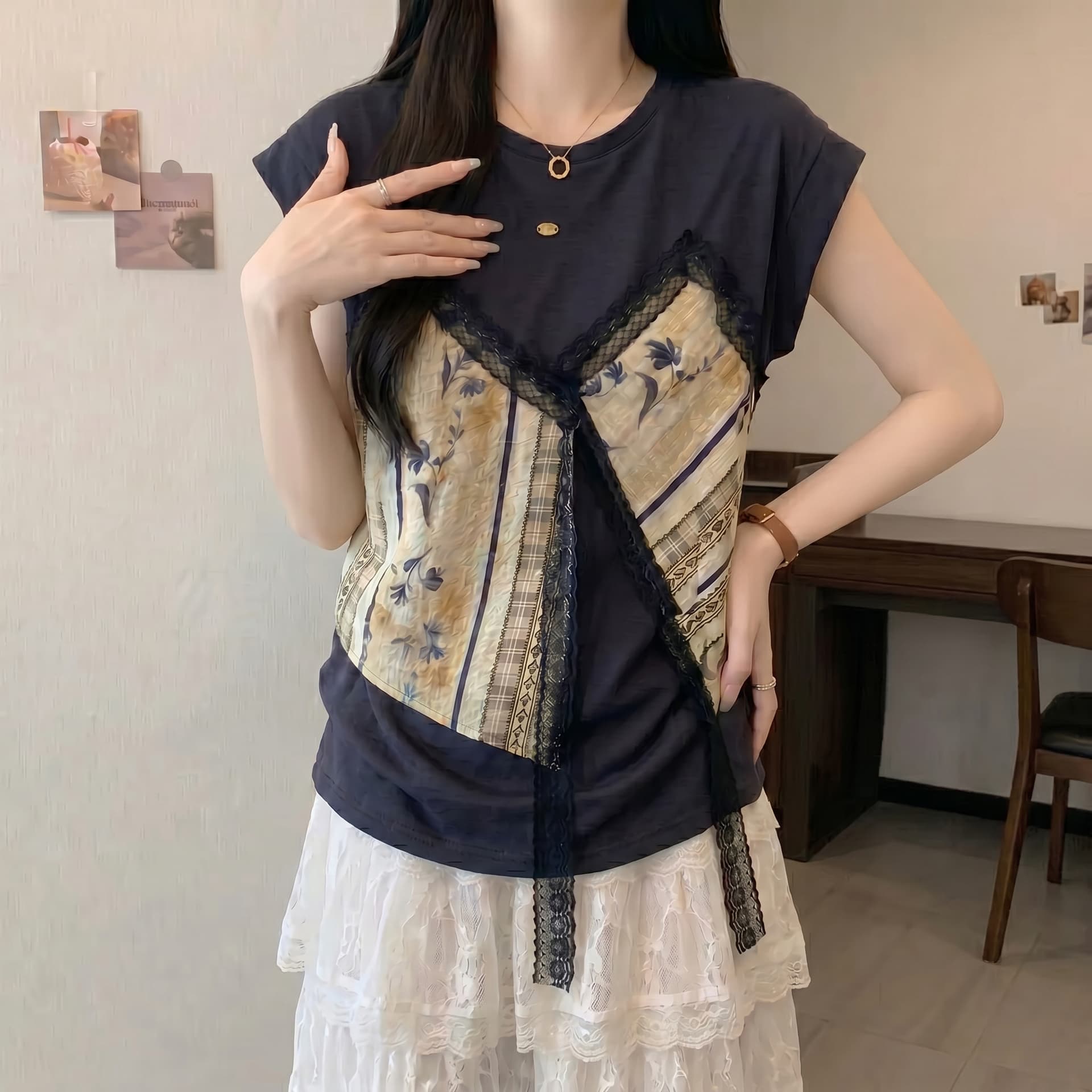 지방 mm 여름 작은 대중 패션 라운드 넥 패치워크 레이스 루즈핏 캐주얼 연령 감소 다용도 슬림해 보이는 반팔 티셔츠 여성 상세 이미지 5