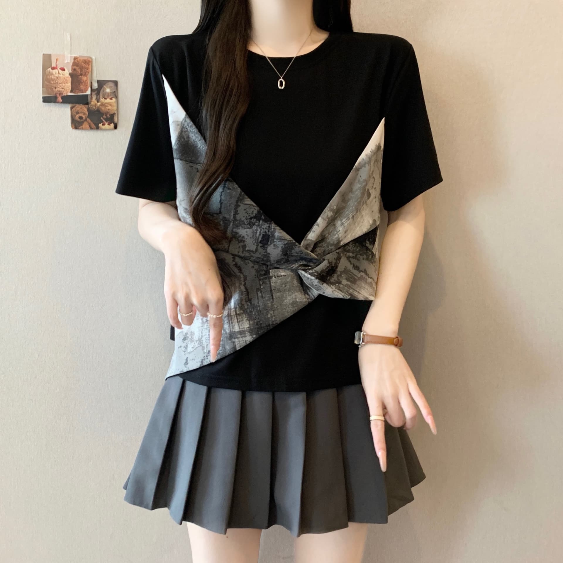 빅 사이즈 여성 의류 수묵화 홀치기 염색 페이크 레이어드 반팔 티셔츠 여름 지방 mm 슬림해 보이는 표지 배 외국 가스 불규칙 맨위 이미지 4