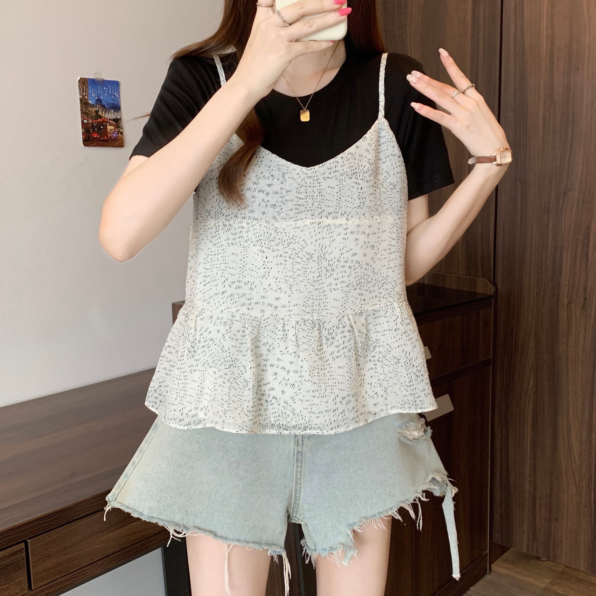지방 mm 느긋한 회색 라운드 넥 반팔 티셔츠 여성 부드러운 화이트 프릴 슬립 한 부서 세트 상세 이미지 17