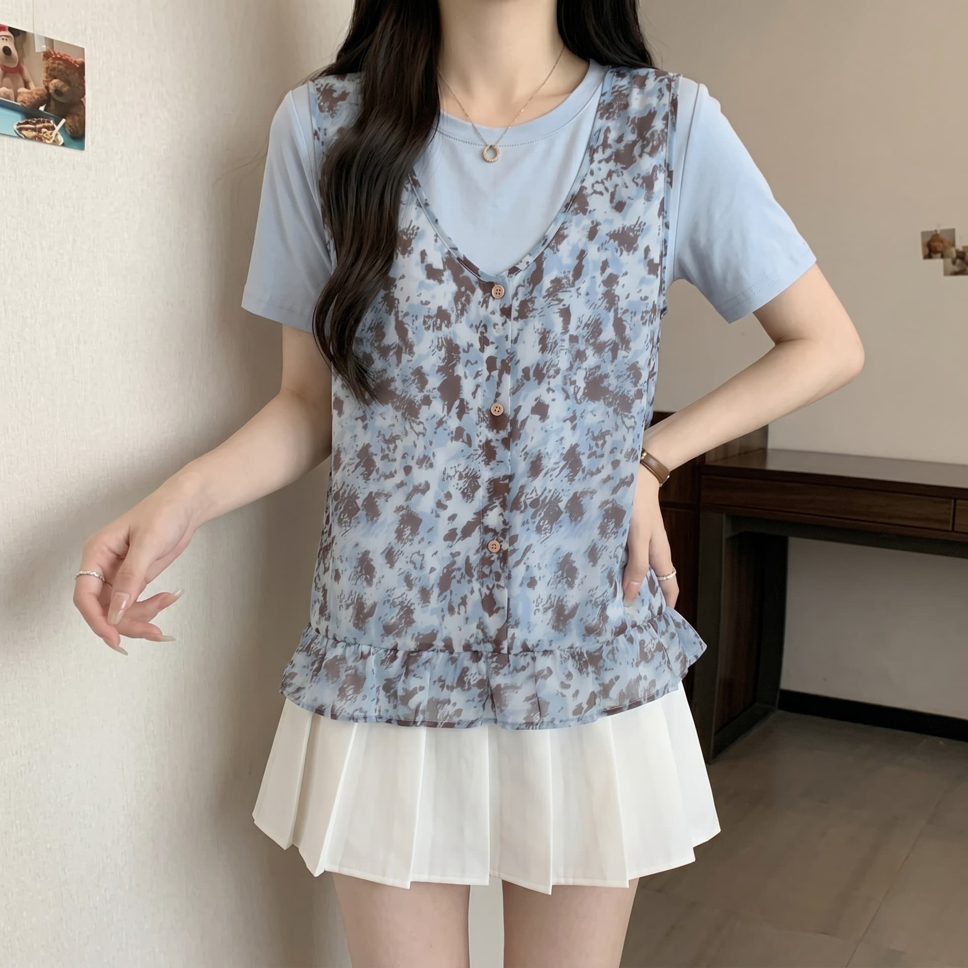 지방 mm 디자인 센스 패션 부드러운 라운드 넥 페이크 레이어드 셔츠 2026 새로운 표지 고기 슬림해 보이는 다용도 맨위 상세 이미지 9