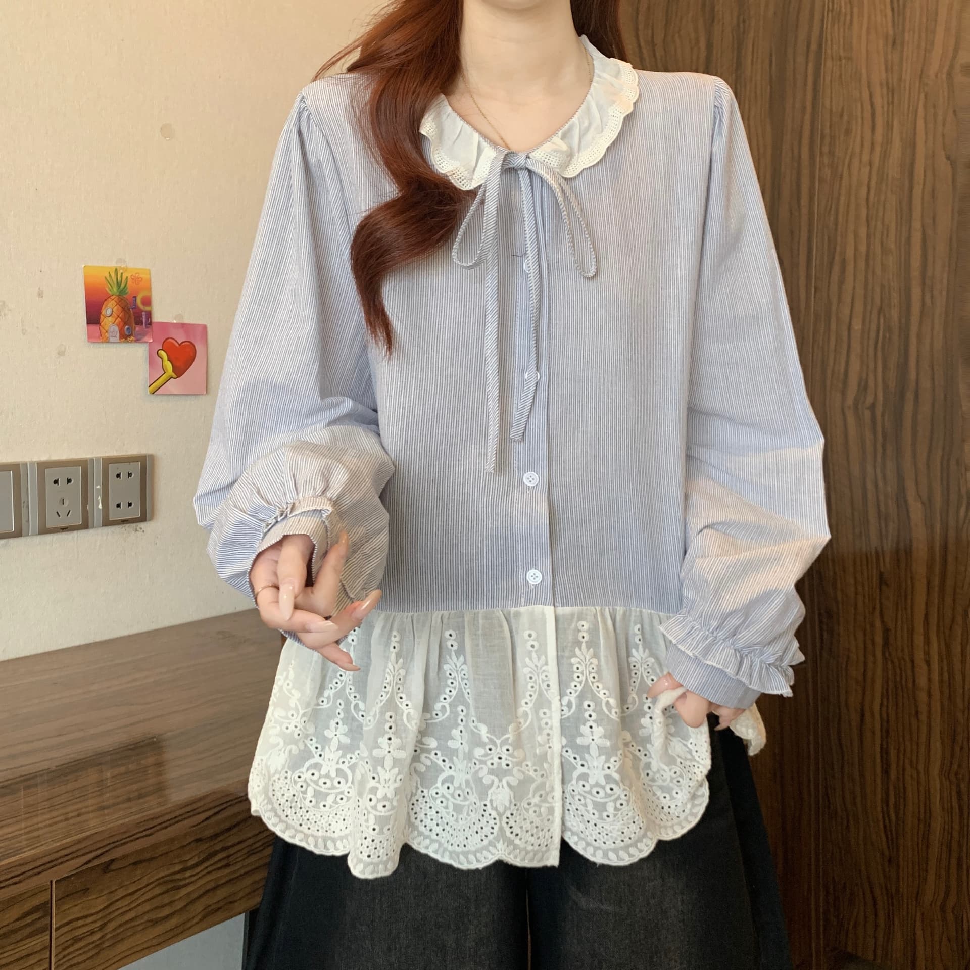 페이크 레이어드 패치워크 배색 스트라이프 셔츠 지방 mm 새로운 레이스업 레이스 레이스 자수 작은 대중 디자인 셔츠 상세 이미지 6