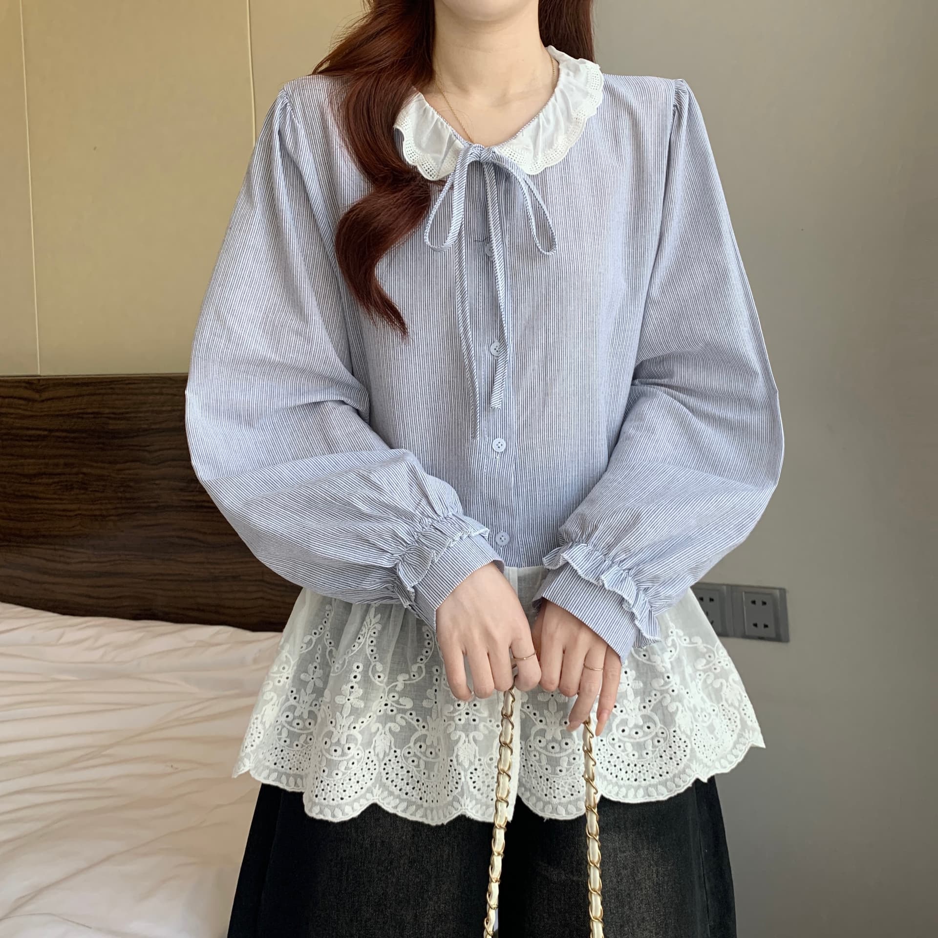 페이크 레이어드 패치워크 배색 스트라이프 셔츠 지방 mm 새로운 레이스업 레이스 레이스 자수 작은 대중 디자인 셔츠 상세 이미지 8