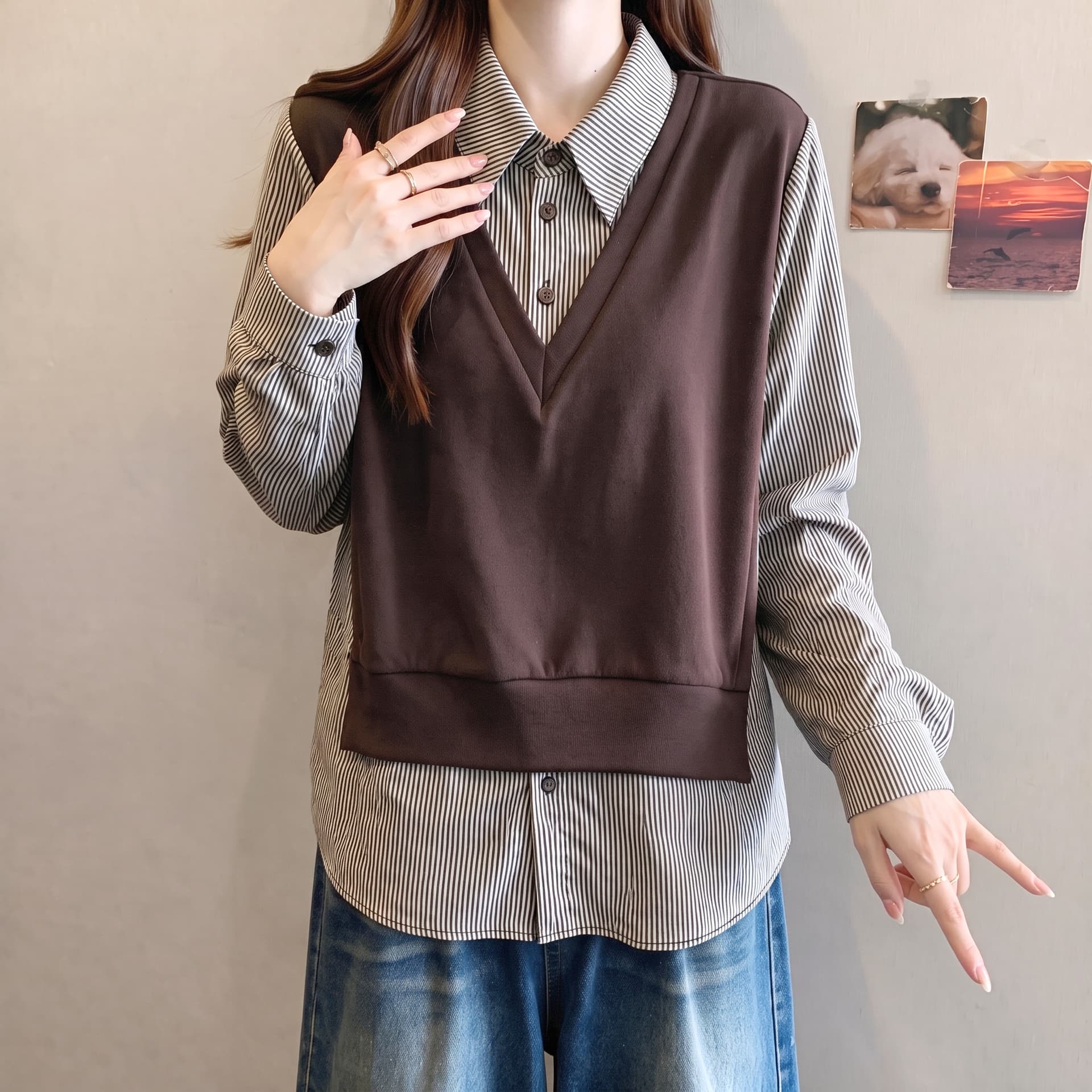 지방 mm 문예 레트로 페이크 레이어드 폴로 칼라 긴팔 여성 2026 가을 새로운 체크무늬 패치워크 POLO 칼라 맨위 상세 이미지 4