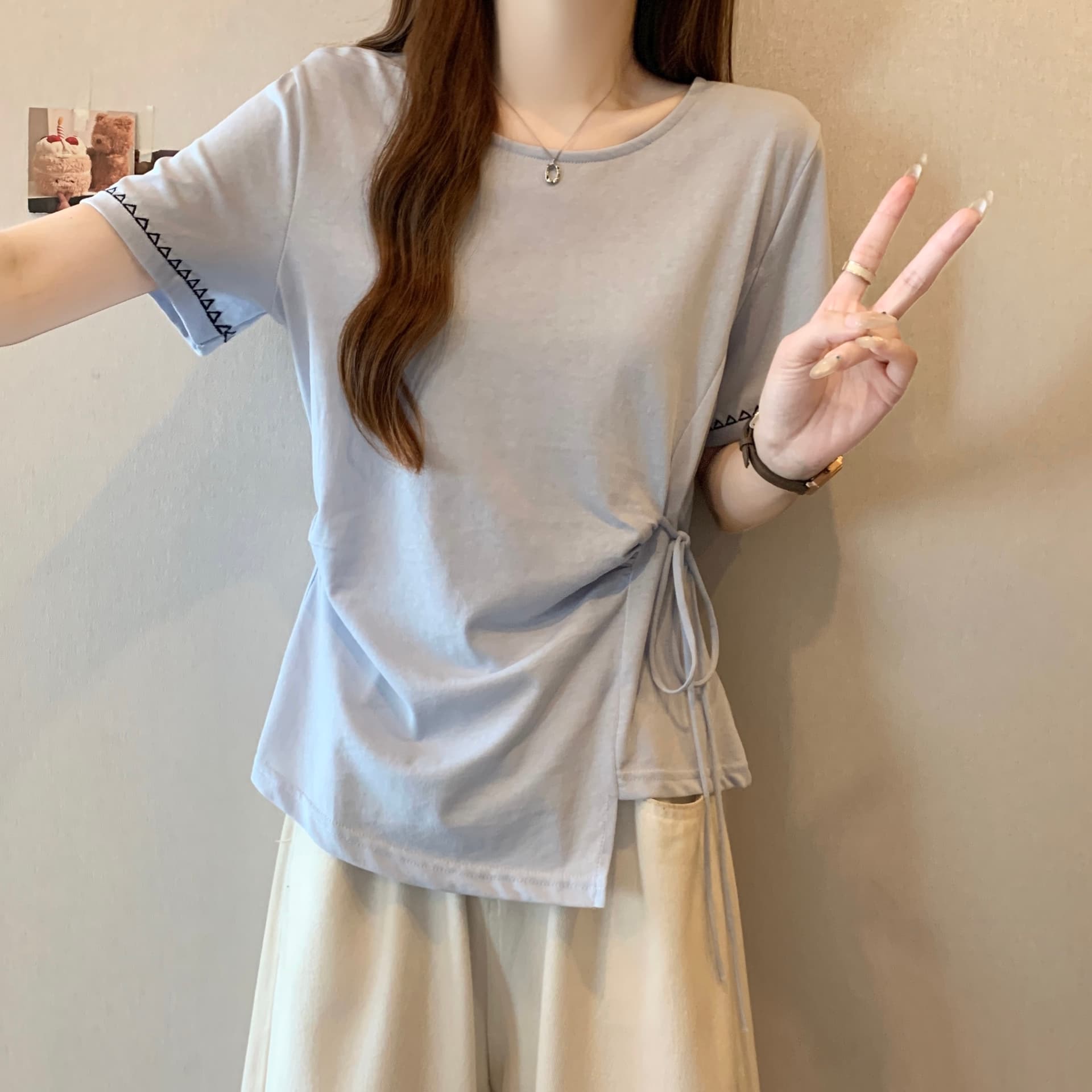 실사 여름 지방 mm 빅 사이즈 여성 라운드 넥 주름 3 차원 나비 매듭 티셔츠 자수 디자인 슬림해 보이는 맨위 순수한 욕망 바람 상세 이미지 6
