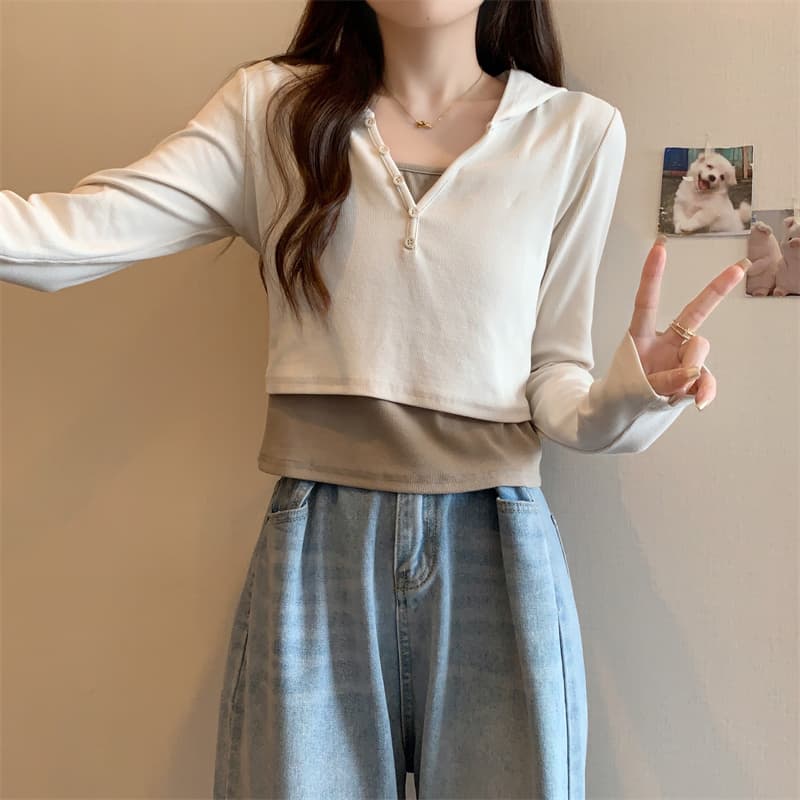 핫걸 V넥 후드 긴팔 티셔츠 여성 가을 새로운 디자인 센스 페이크 레이어드 몸매 가꾸기 슬림해 보이는 인사이드 가져 가라. 기본 셔츠 상세 이미지 4