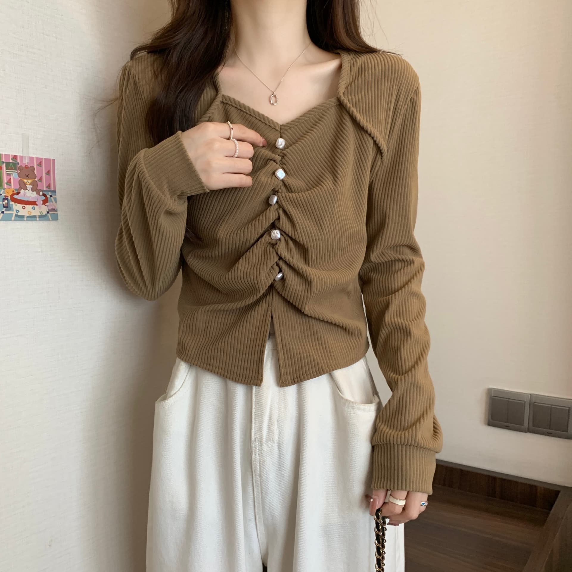 실사 빅 사이즈 새로운 디자인 센스 긍정적 인 어깨 소매 불규칙 주름 비즈 박기 코듀로이 작은 대중 슬림해 보이는 맨위 여성 상세 이미지 6
