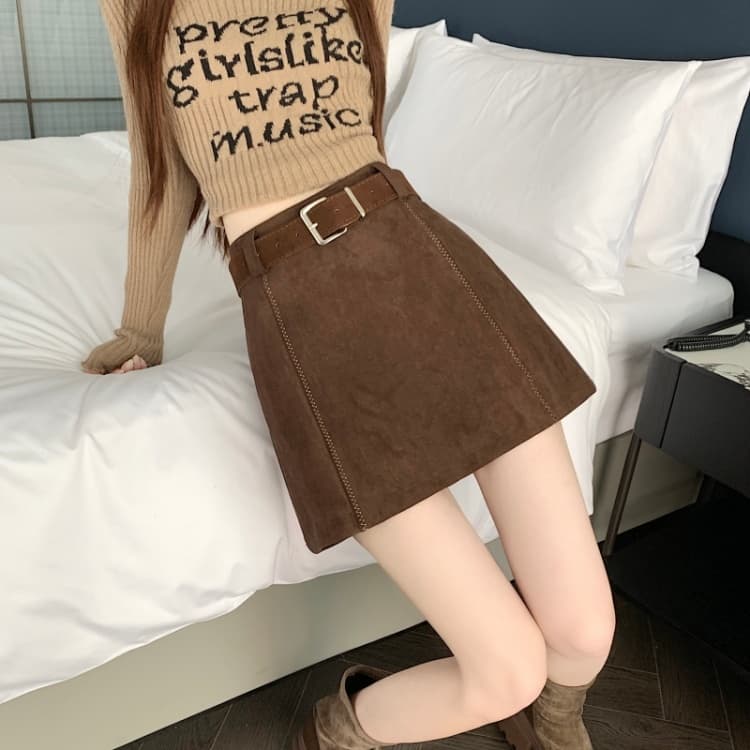 실사 레트로 스웨이드 원단 반신 스커트 여성 가을 겨울 새로운 하이웨이스트 한 마디 미니 스커트 작은 키 노출 방지 타이트 스커트 상세 이미지 10