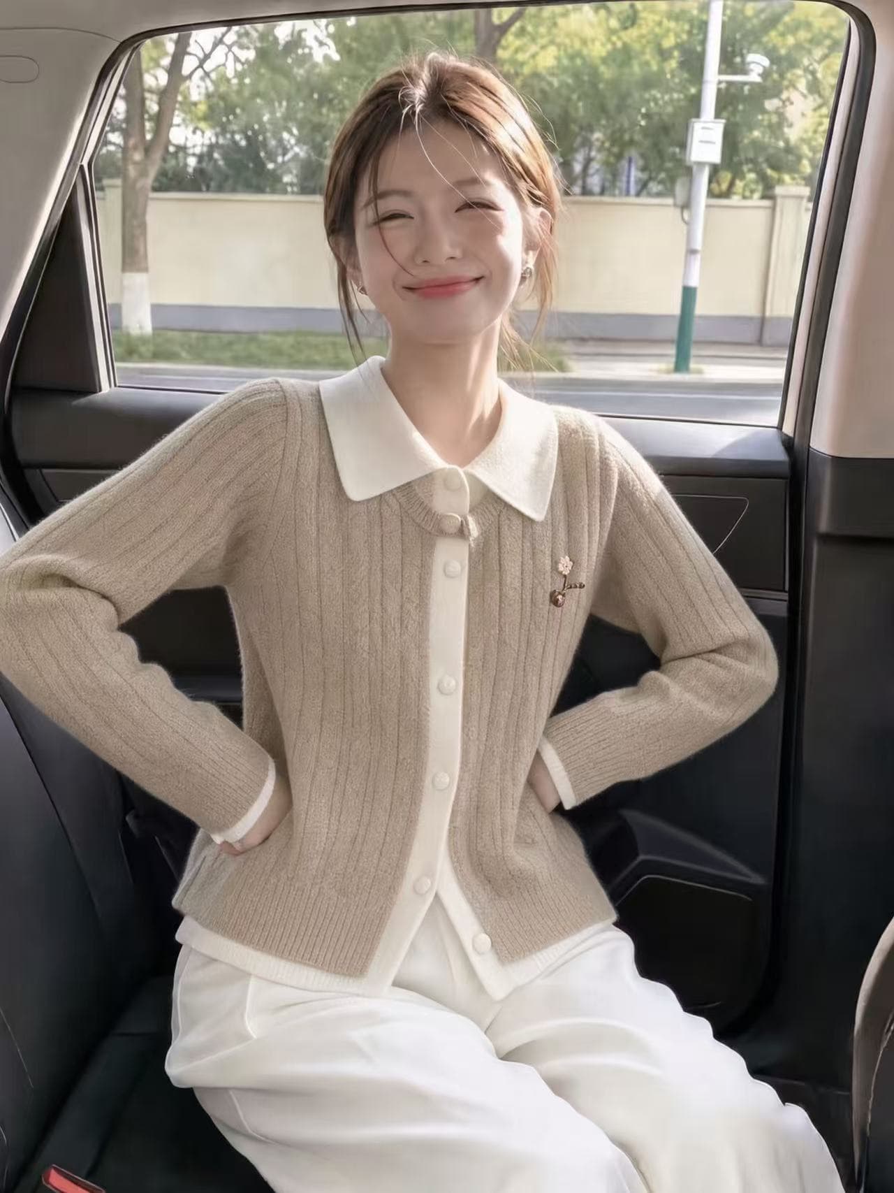 폴로 칼라 페이크 레이어드 부드러운 찹쌀 스웨터 여자 2026 가을 겨울 새로운 디자인 센스 꽈배기 니트 스웨터 쇼트 스타일 스택 착용 맨위 상세 이미지 2
