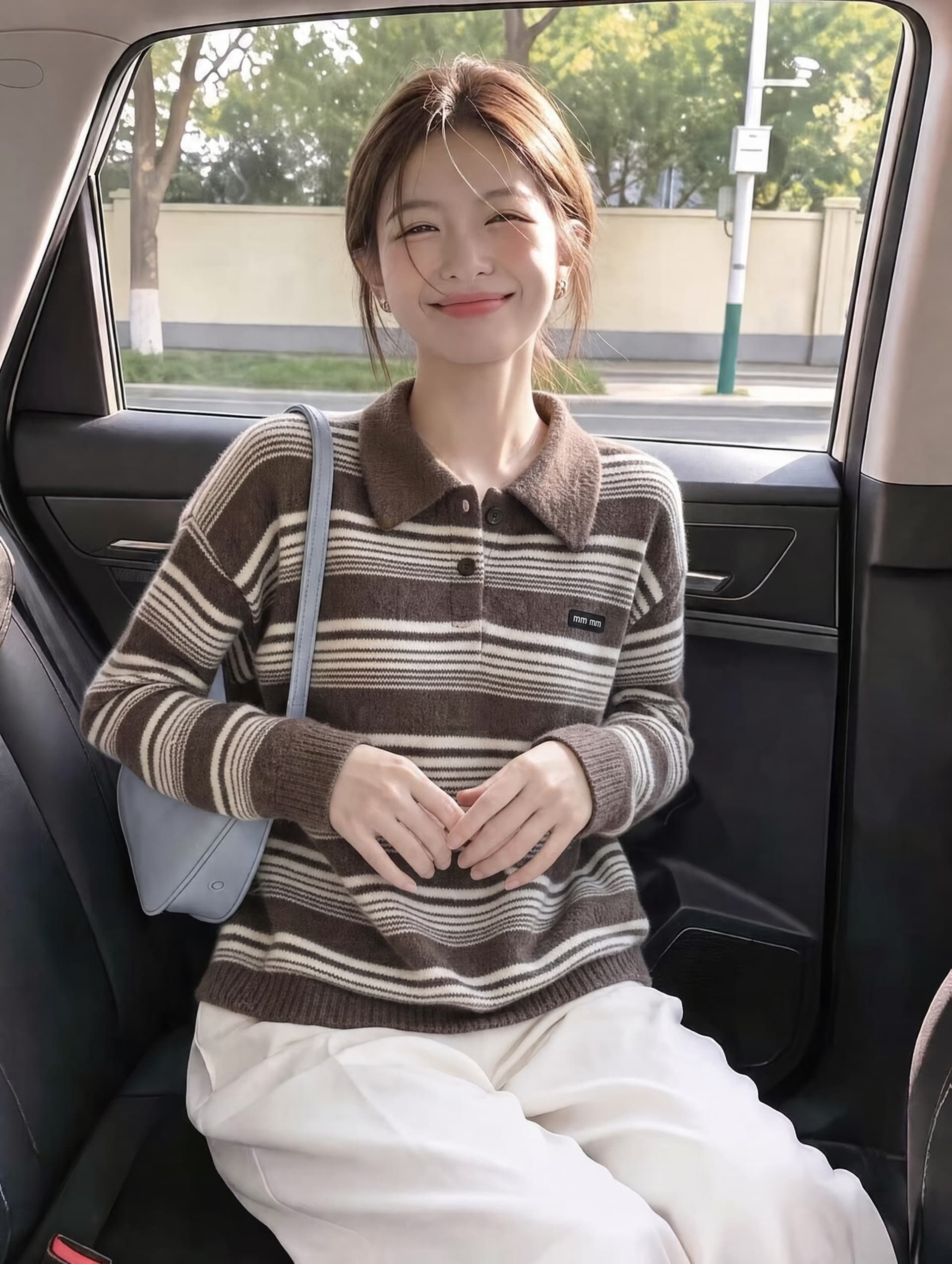 2026 이른 가을 새로운 학원 스타일 배색 스트라이프 POLO 칼라 풀오버 니트 스웨터 여성 레저 연령 감소 긴팔 스웨터 이미지 4