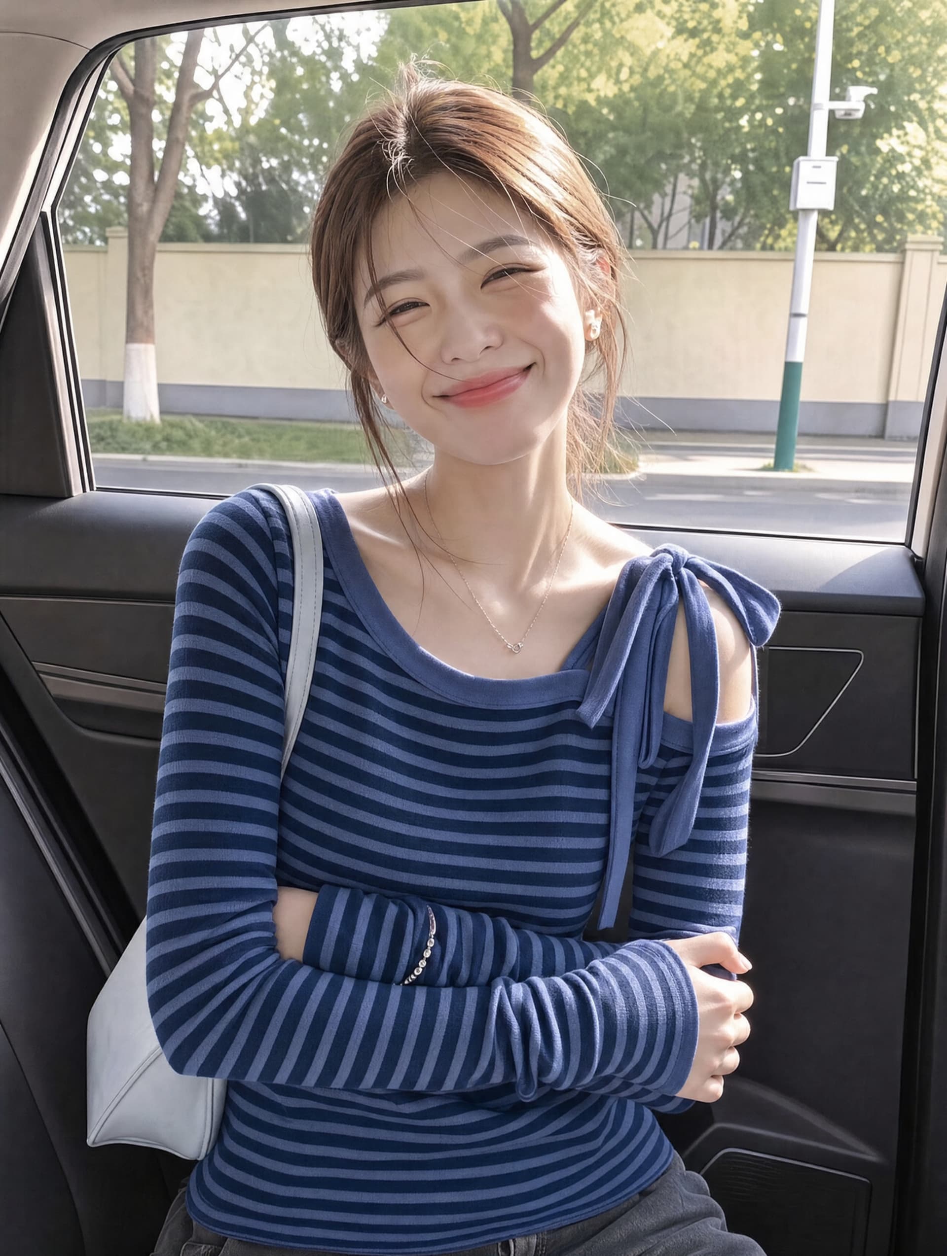 한 부서 파란색 스트라이프 일방적 인 슬립 나비 매듭 긴팔 작은 셔츠 2026 이른 가을 새로운 캐주얼 트렌드 맨위 여성 이미지 2