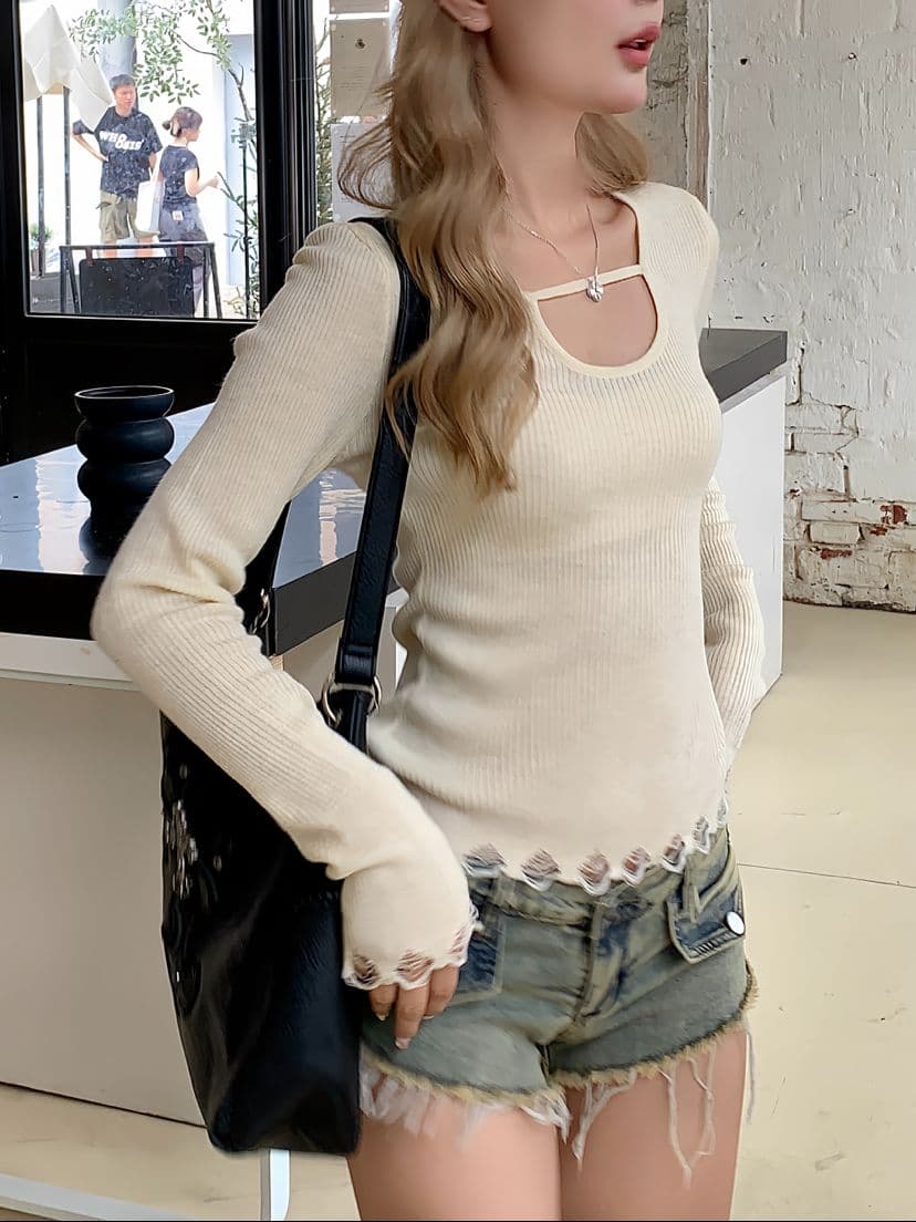 이른 가을 고유 한 Chic 작은 대중 디자인 고급 센스 슈퍼 잘 생긴 홀로우 아웃 술 몸매 가꾸기 핫걸 니트 긴 소매 맨위 상세 이미지 14