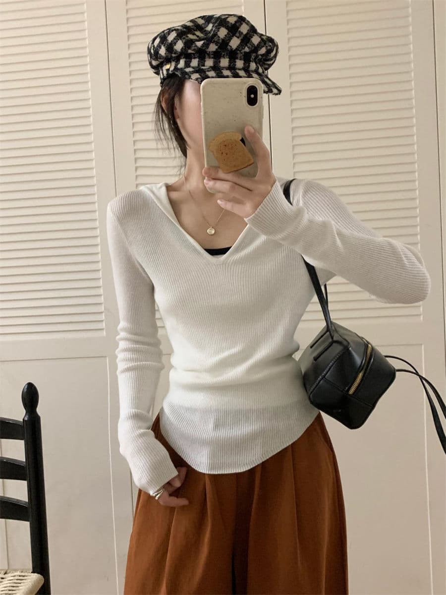 부드러운 바람 품격 살구 색상 캐주얼 인사이드 가져 가라. 긴팔 니트 스웨터 여성 가을 부드러운 찹쌀 몸매 가꾸기 슬림해 보이는 기본 셔츠 맨위 상세 이미지 3