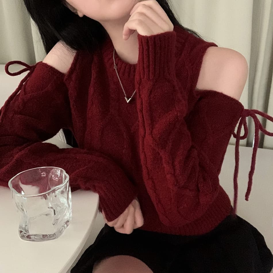 겨울 레트로 외국 가스 라운드 넥 홀로우 아웃 오프숄더 스트랩 디자인 루즈핏 다용도 긴팔 니트 스웨터 상세 이미지 13