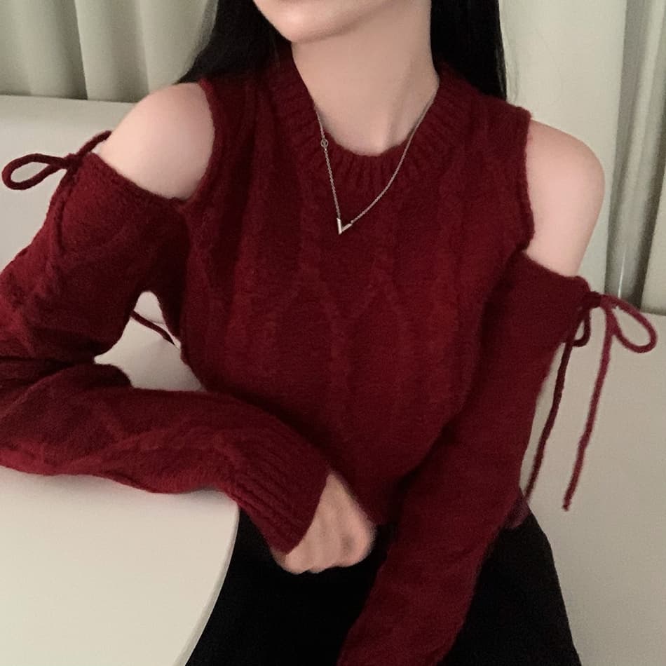 겨울 레트로 외국 가스 라운드 넥 홀로우 아웃 오프숄더 스트랩 디자인 루즈핏 다용도 긴팔 니트 스웨터 상세 이미지 15