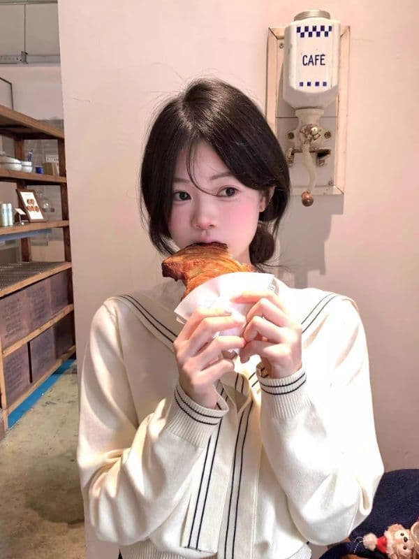 해군 칼라 숄 니트 스웨터 여성 2026 가을 새로운 학원 스타일 연령 감소 섹션 Chic 아름다운 품격 맨위 이미지 4