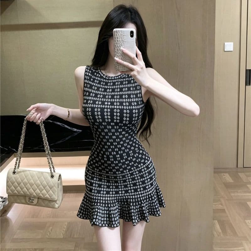 얼음 차가운 실크 워시 물 배색 자카드 니트 여성 드레스 여름 품격 허리 수축 프릴 타이트 스커트 미니 스커트