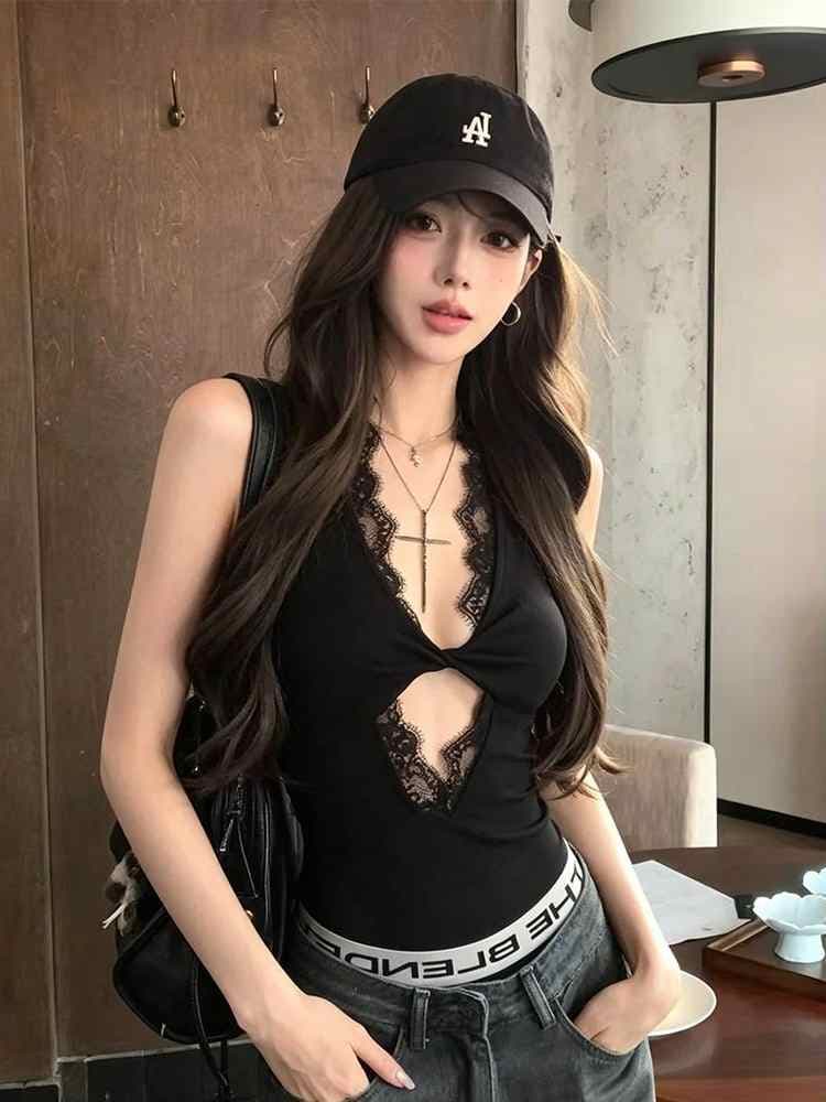 섹시함 핫걸 레이스 매듭 홀로우 아웃 민소매 올인원 조끼 여성 디자인 센스 디자인 센스 V넥 몸매 가꾸기 맨위 트렌디 이미지 2
