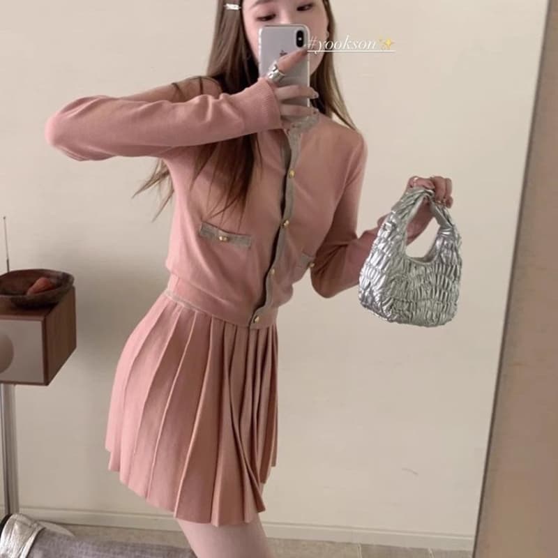 miu 부서 천 골드 한 부서 절묘한 세트 여성 이른 가을 니트 오픈 가디건 플리츠 스커트 투피스 세트 이미지 3