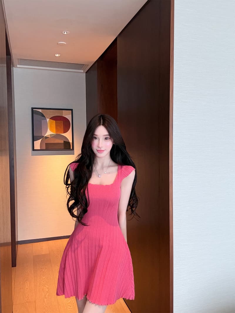 얼음 차가운 실크 워시 물 섹시함 핫걸 바람 꼬집기 허리 u 칼라 니트 드레스 여름 순수한 욕망 몸매 가꾸기 치마 이미지 4