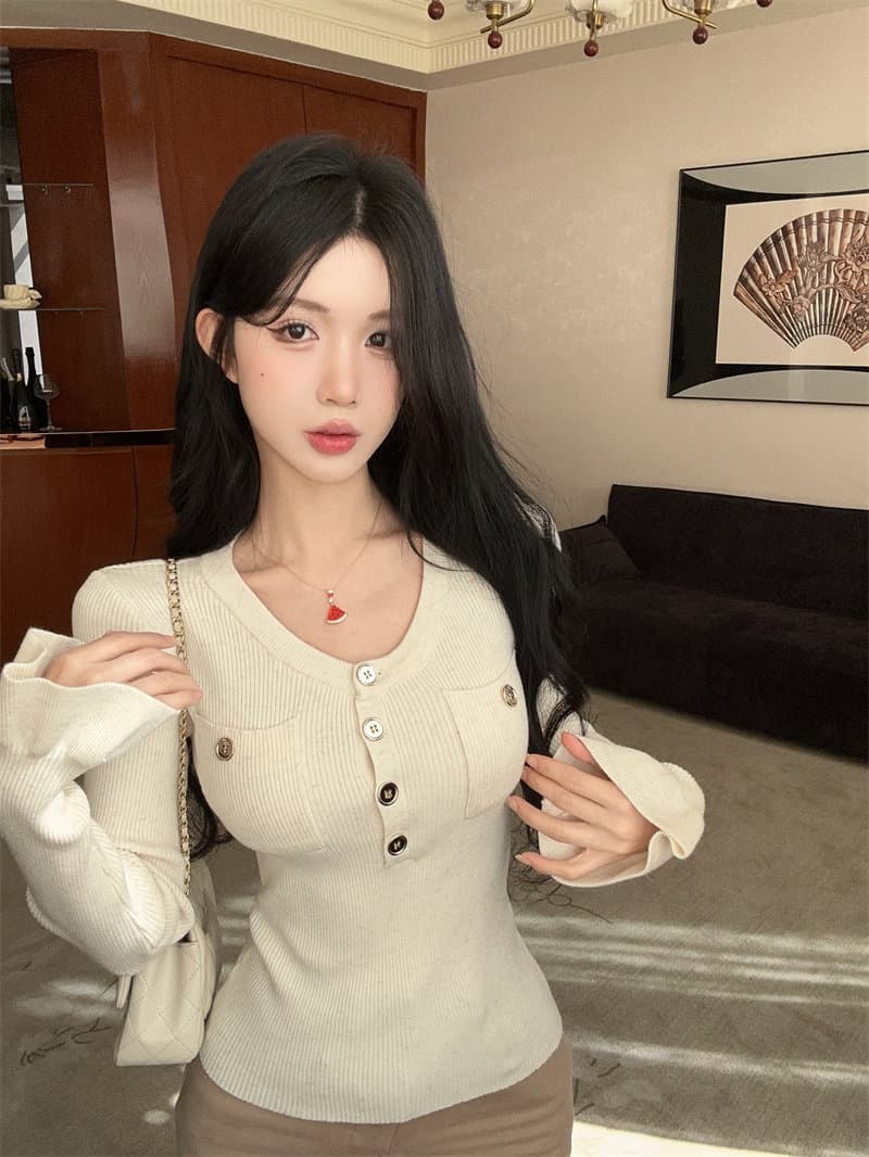 유럽 한 여성 의류 새로운 순수한 욕망 작은 샤넬 스타일 V넥 싱글 줄 버튼 나팔 소매 금사 구덩이 기사 예쁜 스웨터 니트 스웨터 상세 이미지 14
