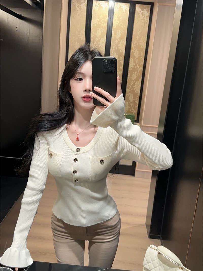 유럽 한 여성 의류 새로운 순수한 욕망 작은 샤넬 스타일 V넥 싱글 줄 버튼 나팔 소매 금사 구덩이 기사 예쁜 스웨터 니트 스웨터 상세 이미지 16